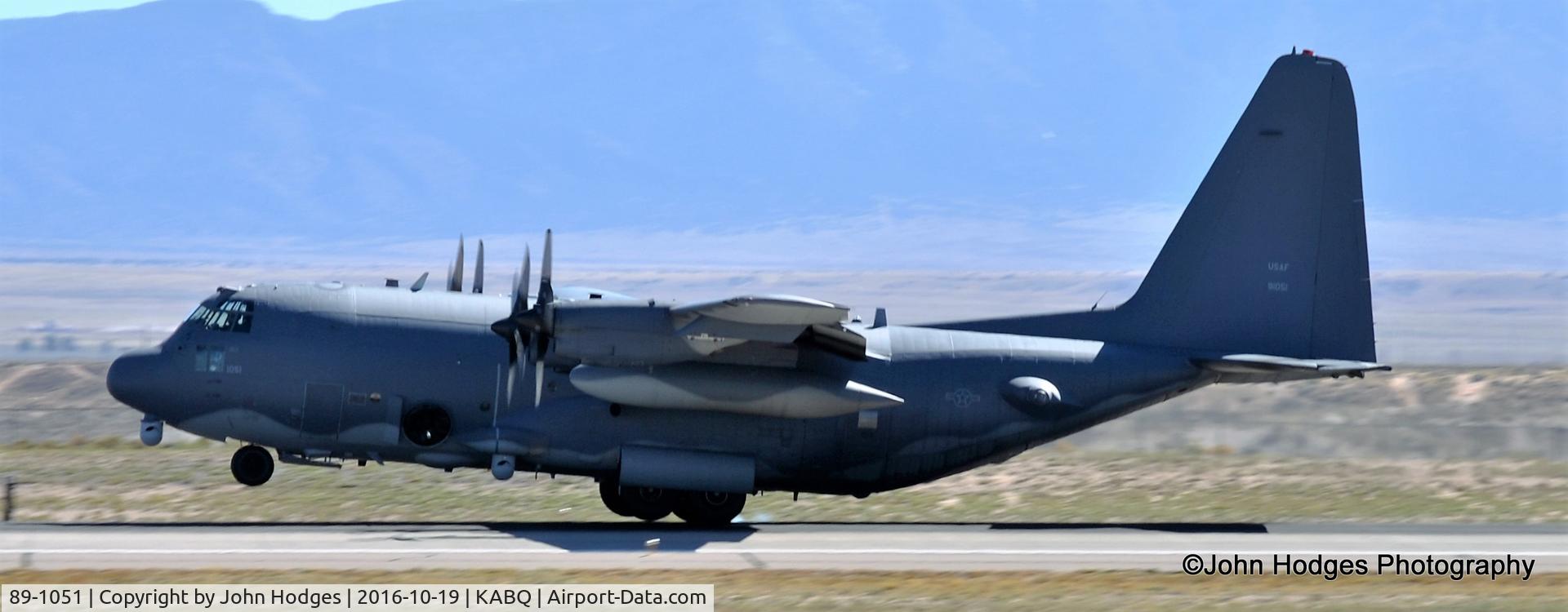 89-1051, Lockheed AC-130W Stinger II C/N 382-5198, Touching down at KABQ