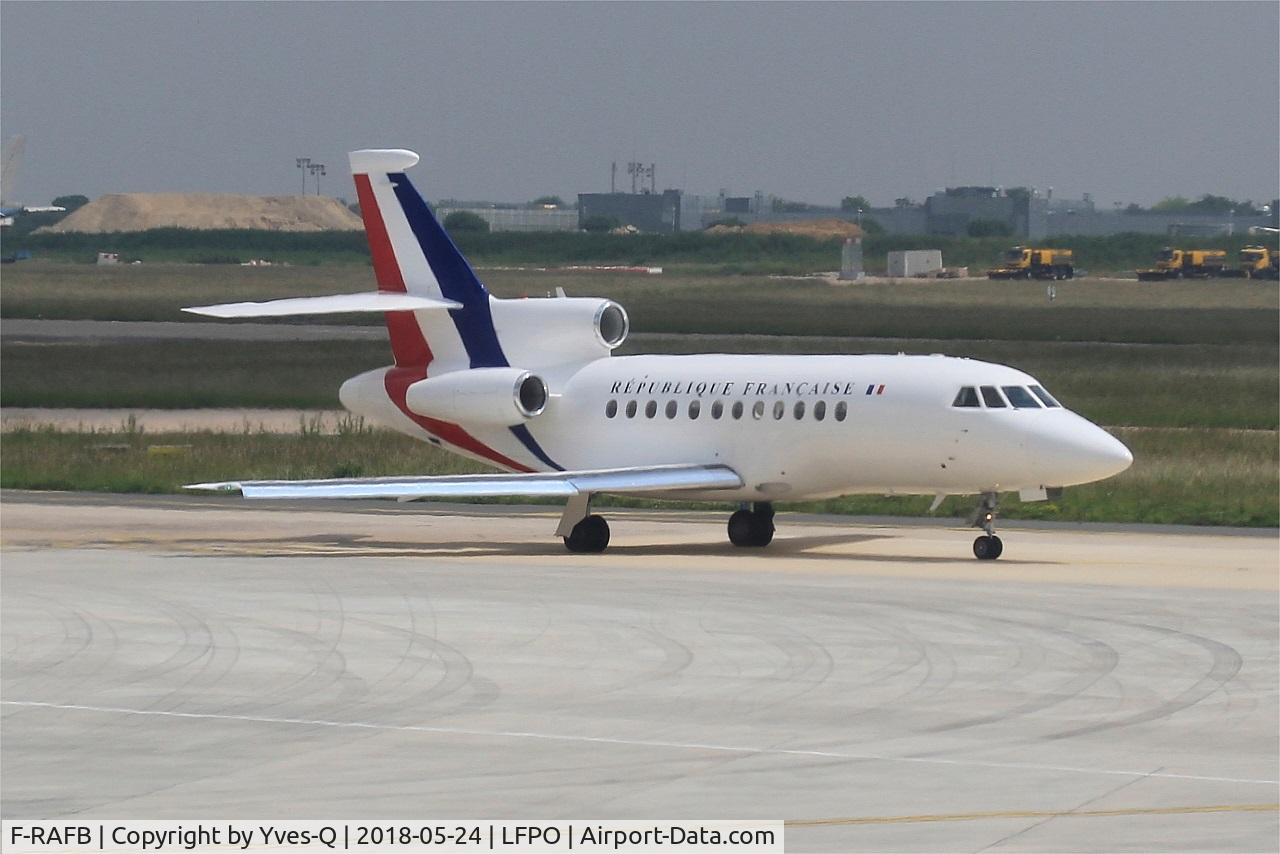 F-RAFB, 2010 Dassault Falcon 7X C/N 086, Dassault Falcon 7X, Taxiing, Paris-Orly airport (LFPO-ORY)