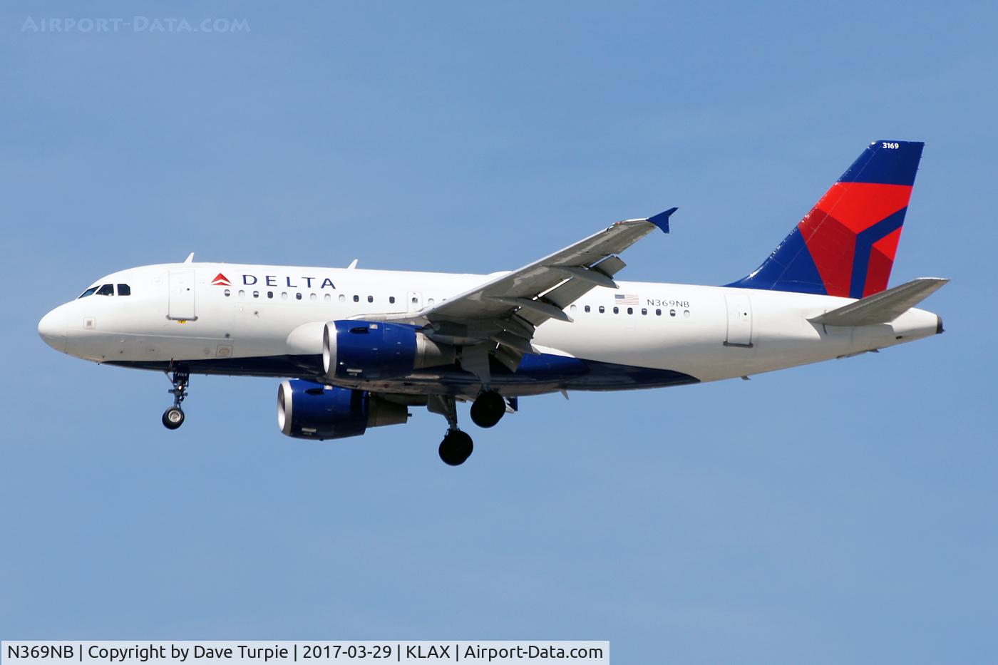 N369NB, 2003 Airbus A319-114 C/N 2047, No comment.