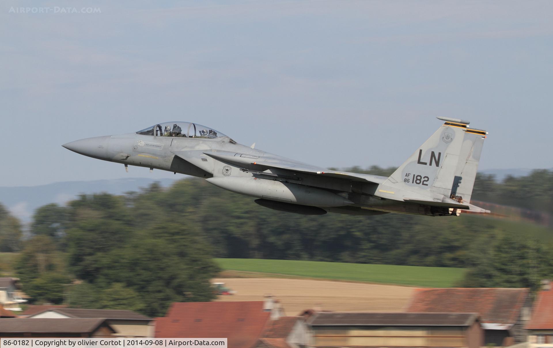 86-0182, 1986 McDonnell Douglas F-15D Eagle C/N 0994/D062, Taking off, Air 14