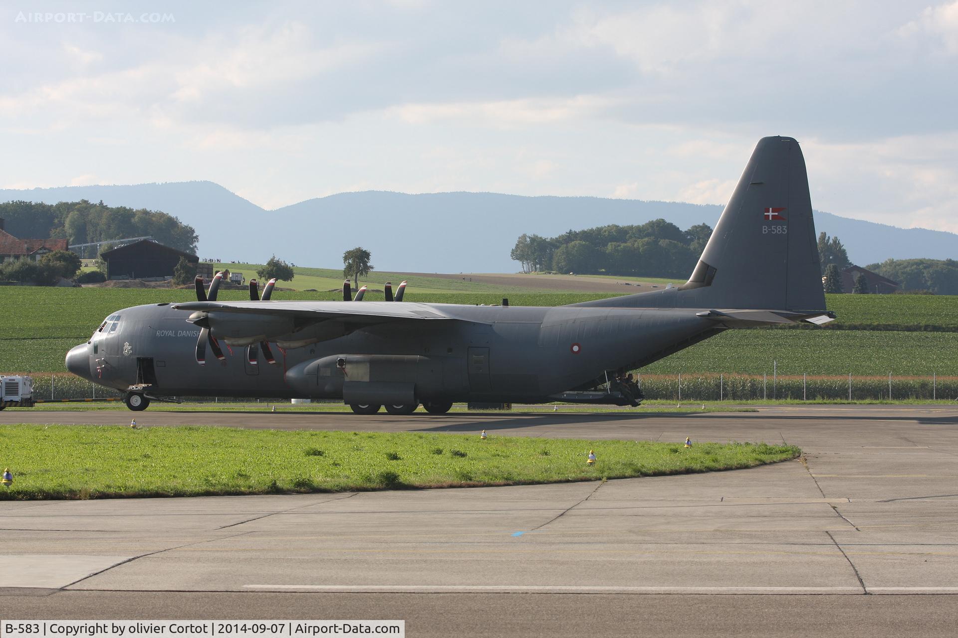 B-583, 2004 Lockheed Martin C-130J-30 Super Hercules C/N 382-5583, Air 14