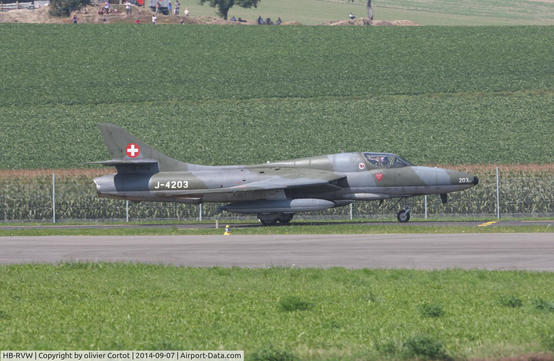 HB-RVW, 1975 Hawker Hunter T.68 C/N 41H-R738150, Air 14