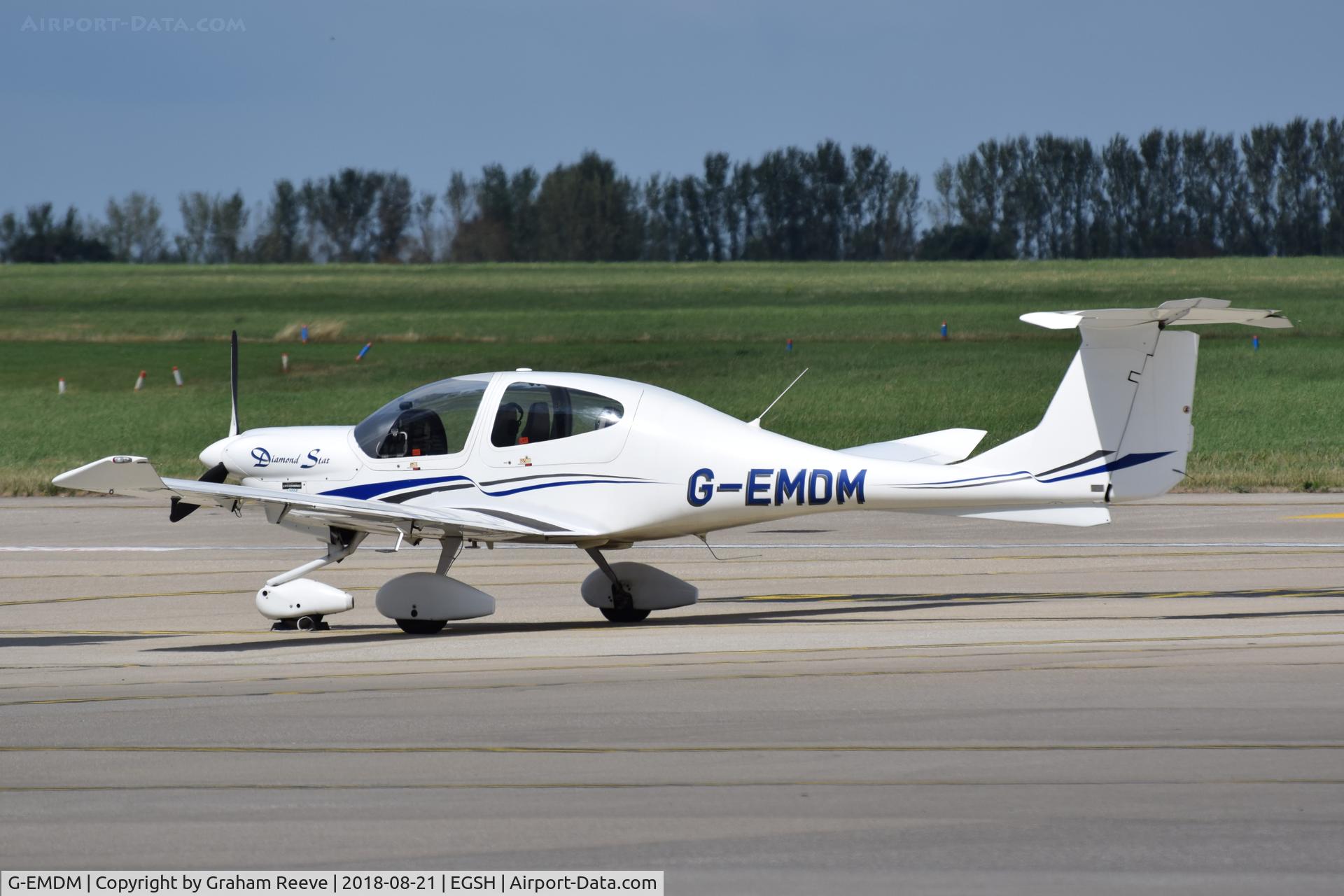 G-EMDM, 2000 Diamond DA-40 Diamond Star C/N 40.009, Parked at Norwich.