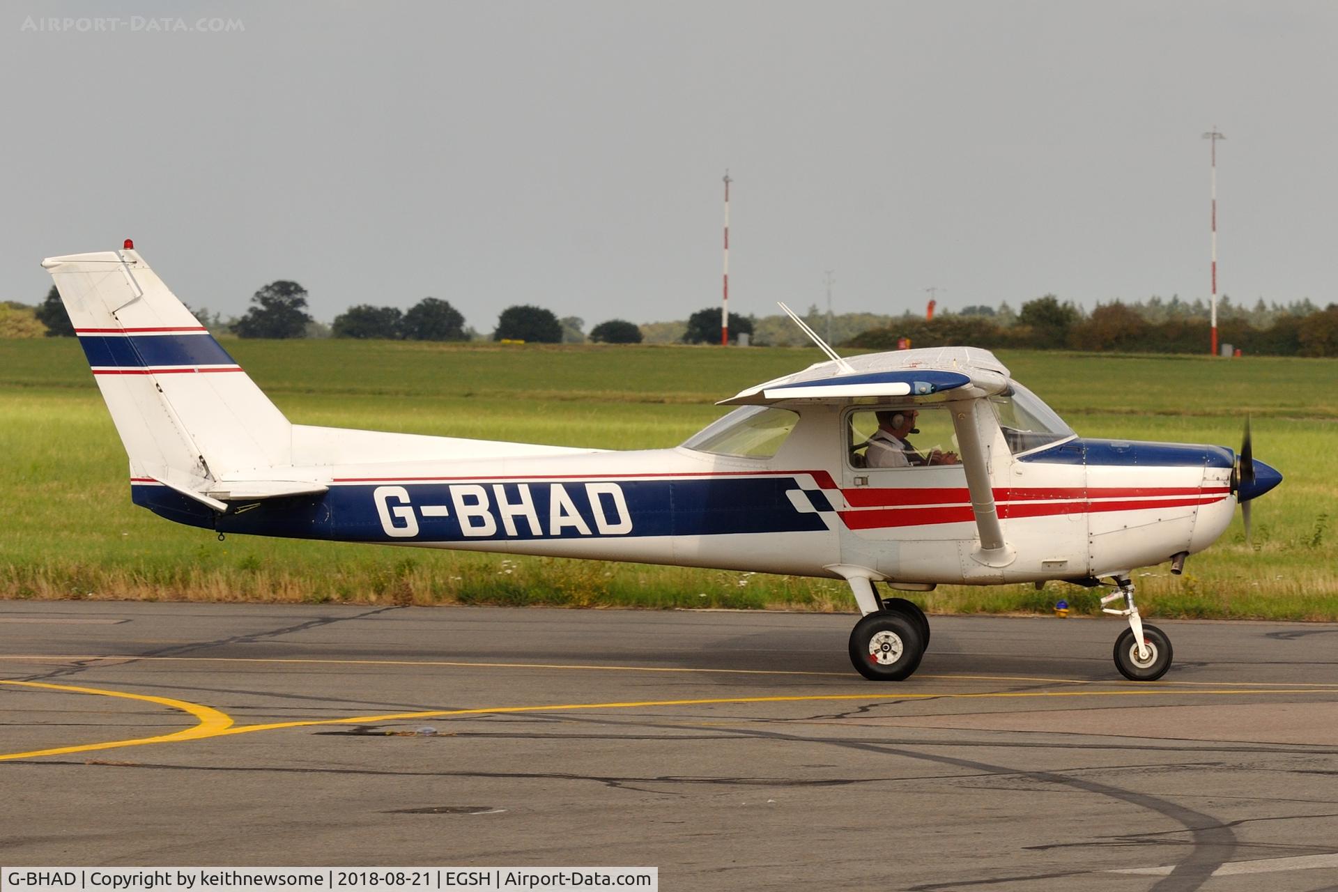 G-BHAD, 1978 Cessna A152 Aerobat C/N A152-0807, Leaving Norwich.