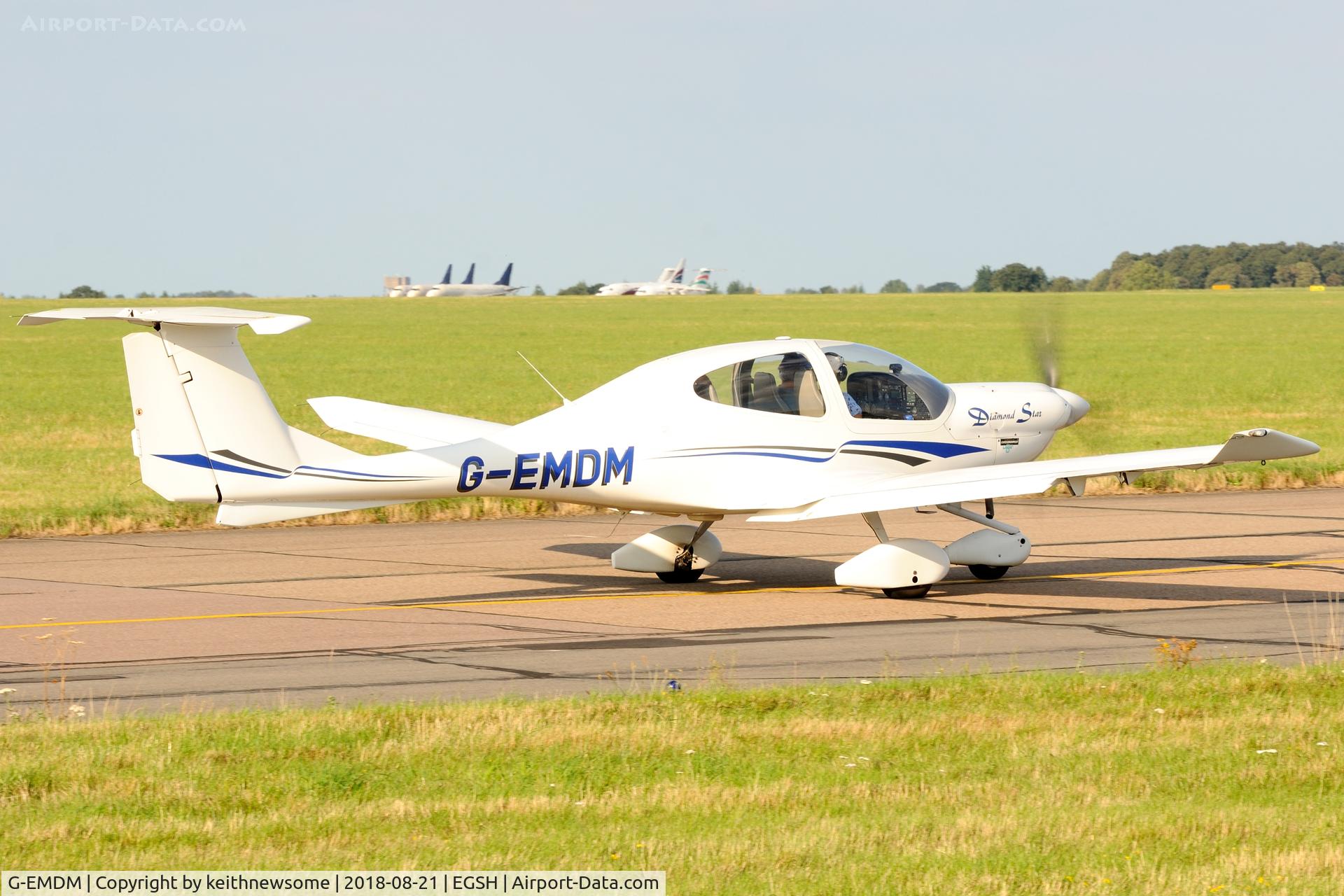 G-EMDM, 2000 Diamond DA-40 Diamond Star C/N 40.009, Leaving Norwich.