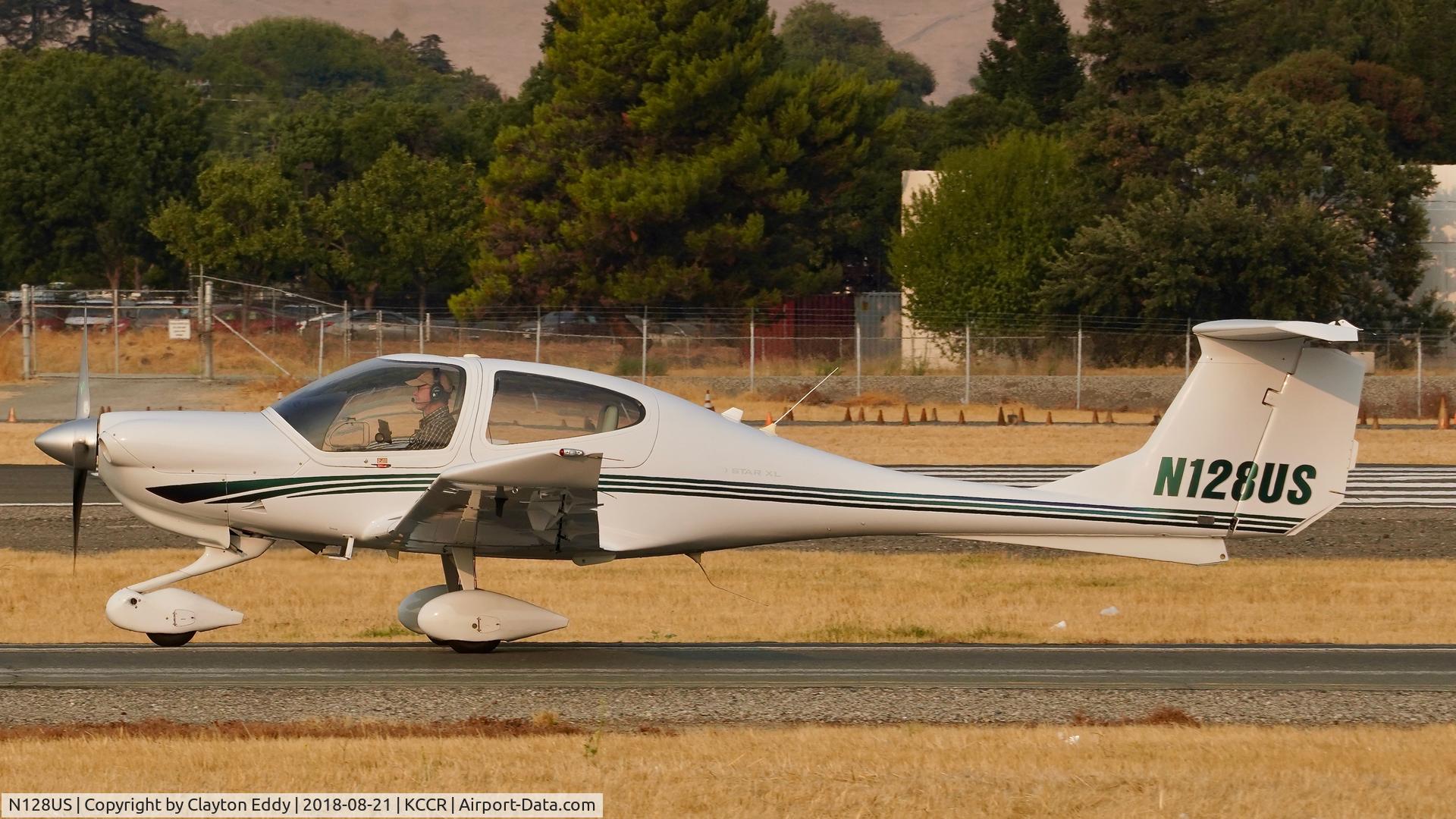 N128US, 2006 Diamond DA-40 Diamond Star C/N 40.728, Buchanan Field Concord California 2018.