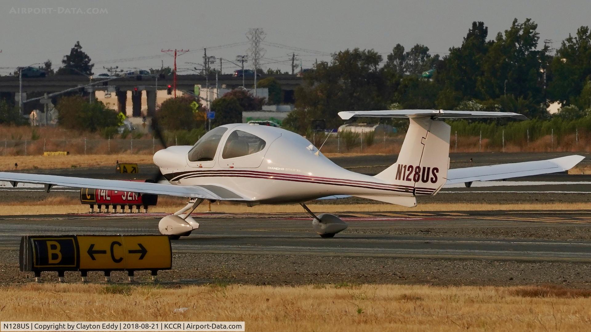 N128US, 2006 Diamond DA-40 Diamond Star C/N 40.728, Buchanan Field Concord California 2018.
