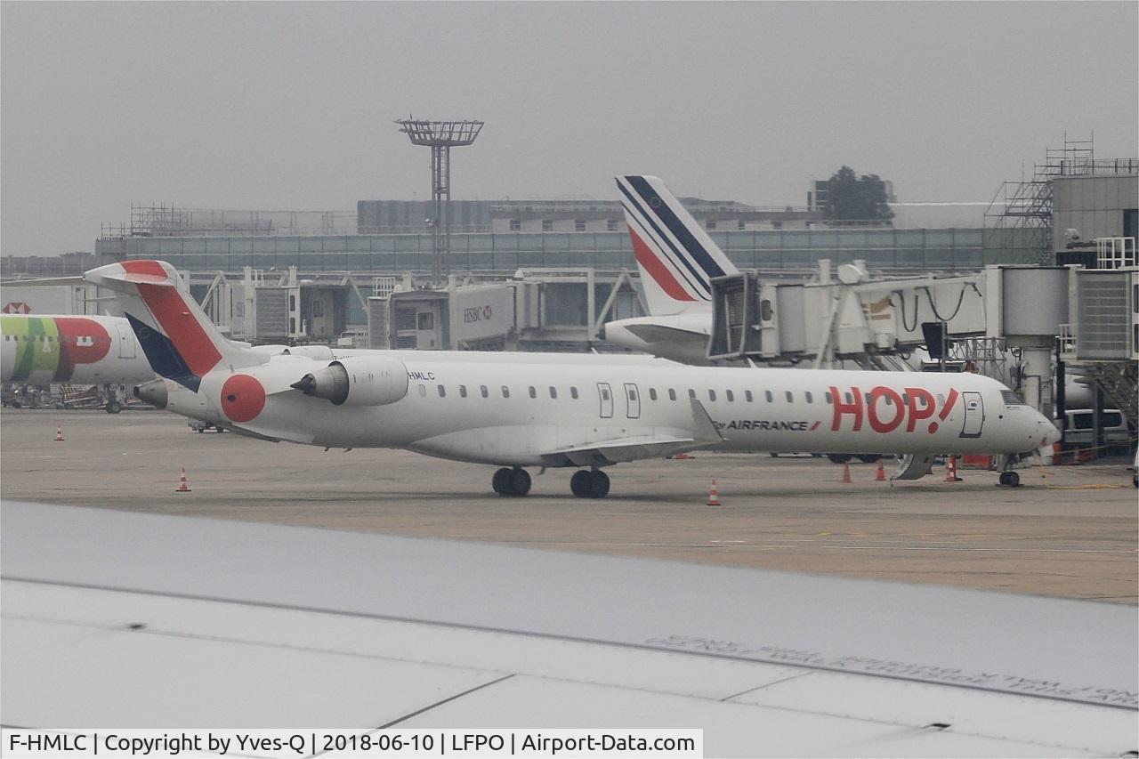F-HMLC, 2010 Bombardier CRJ-1000EL NG (CL-600-2E25) C/N 19006, Bombardier CRJ-1000EL NG, Boarding area, Paris-Orly airport (LFPO-ORY)