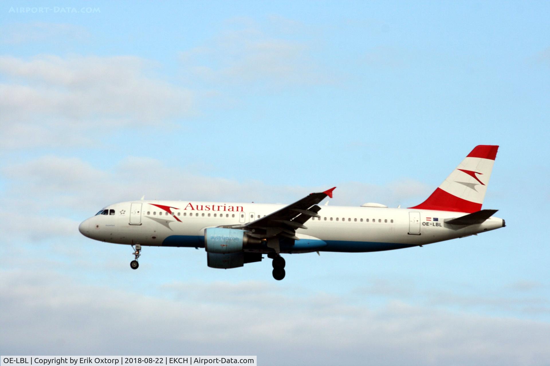 OE-LBL, 2003 Airbus A320-214 C/N 2009, OE-LBL landing rw 22L