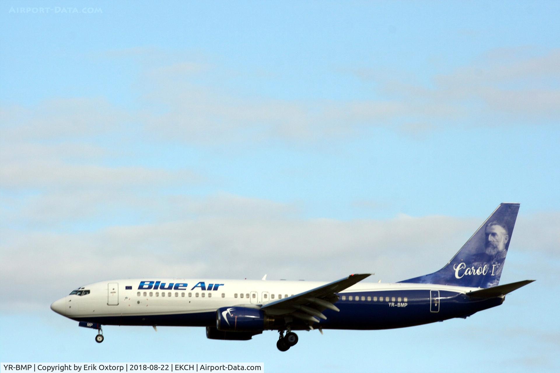 YR-BMP, 2000 Boeing 737-883 C/N 28323, YR-BMP landing rw 22L