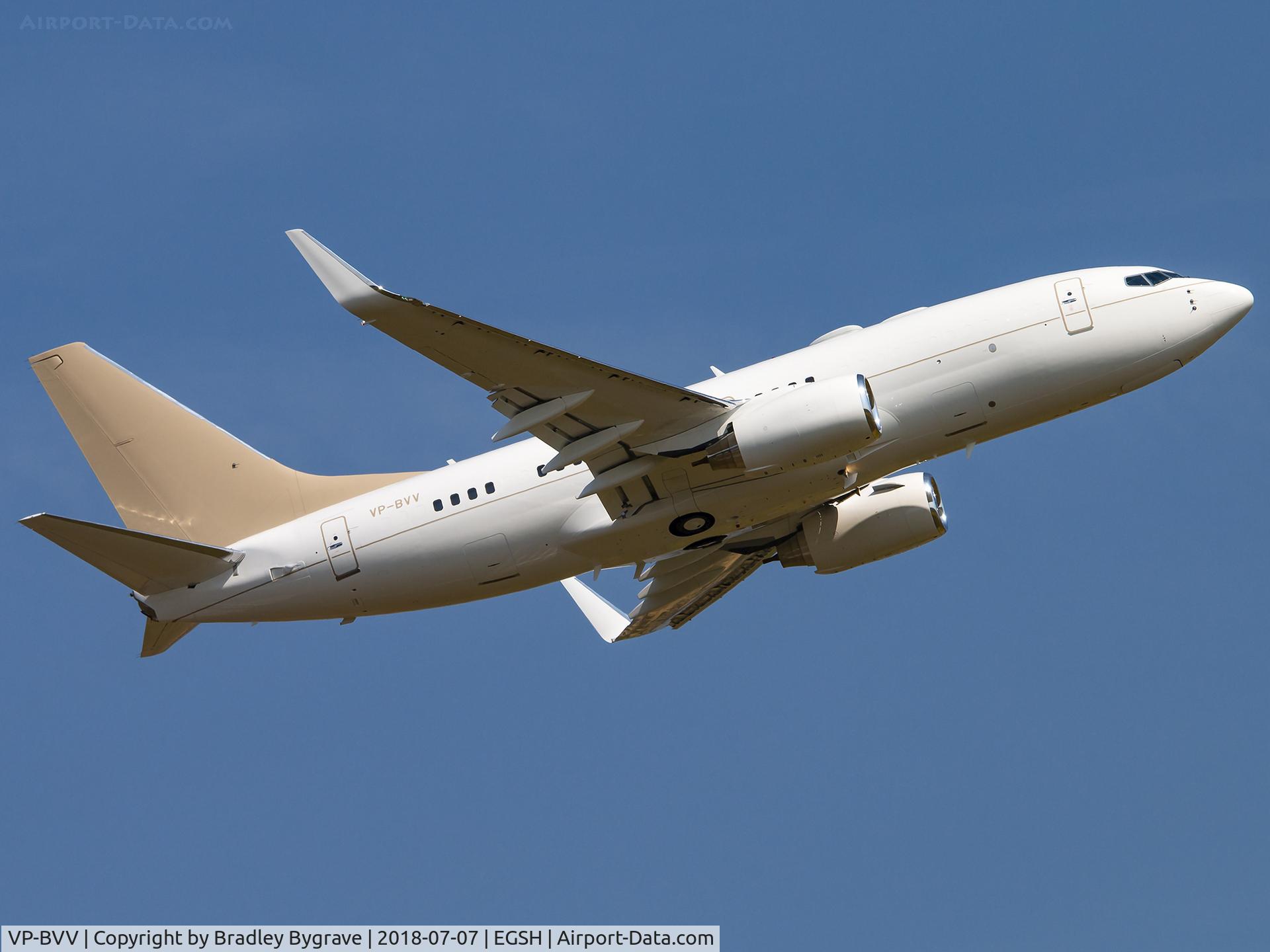 VP-BVV, 1999 Boeing 737-73U BBJ C/N 29200, Climbing away from runway 27