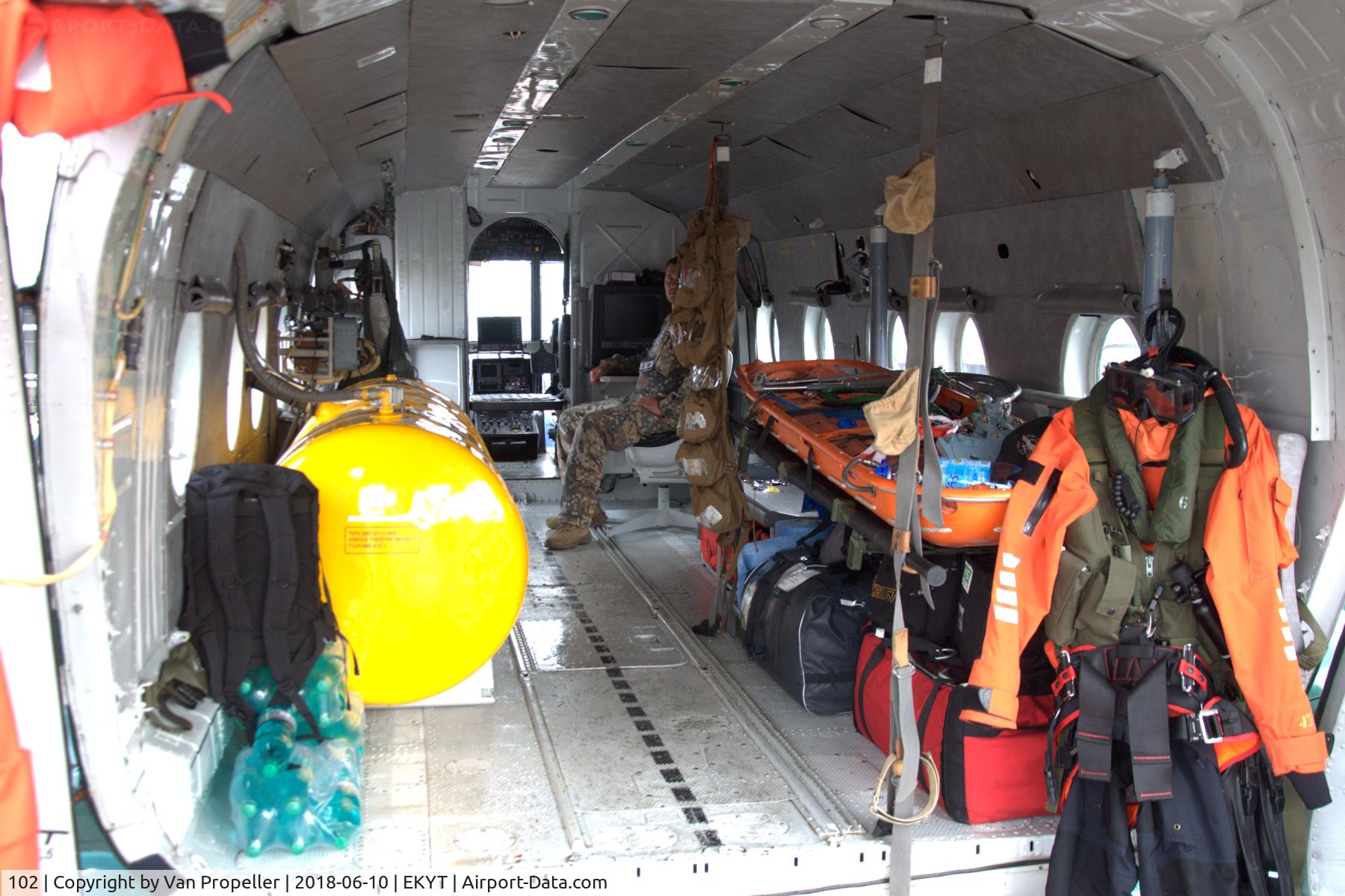102, Mil Mi-17-1V Hip-H C/N 95062, Latvian Air Force Mil Mi-17-1V SAR helicopter: cabin view
