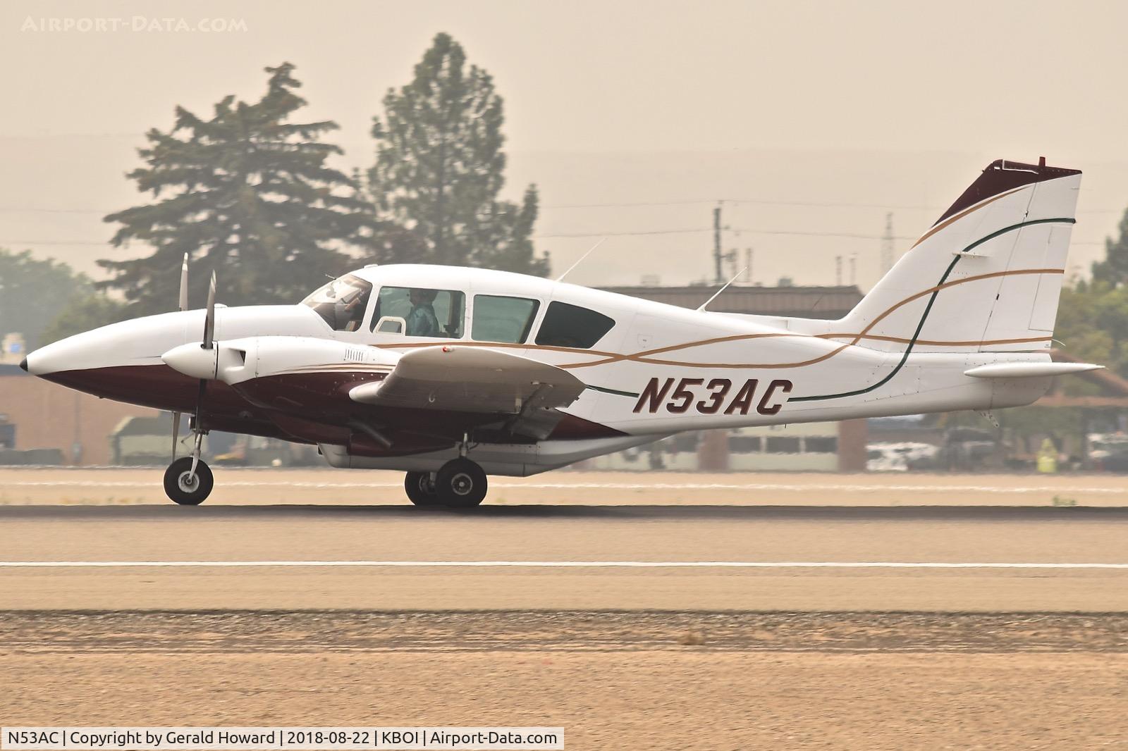 N53AC, Piper PA-23-250 Aztec C/N 27-7654146, Landing RWY 10L.