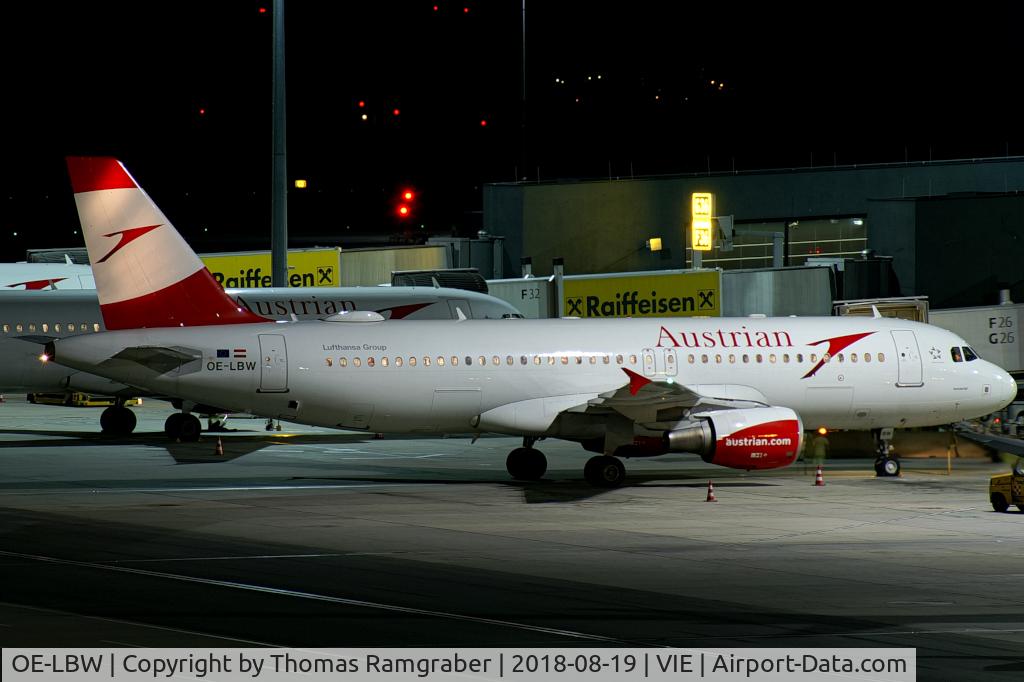 OE-LBW, 2001 Airbus A320-214 C/N 1678, Austrian Airlines Airbus A320