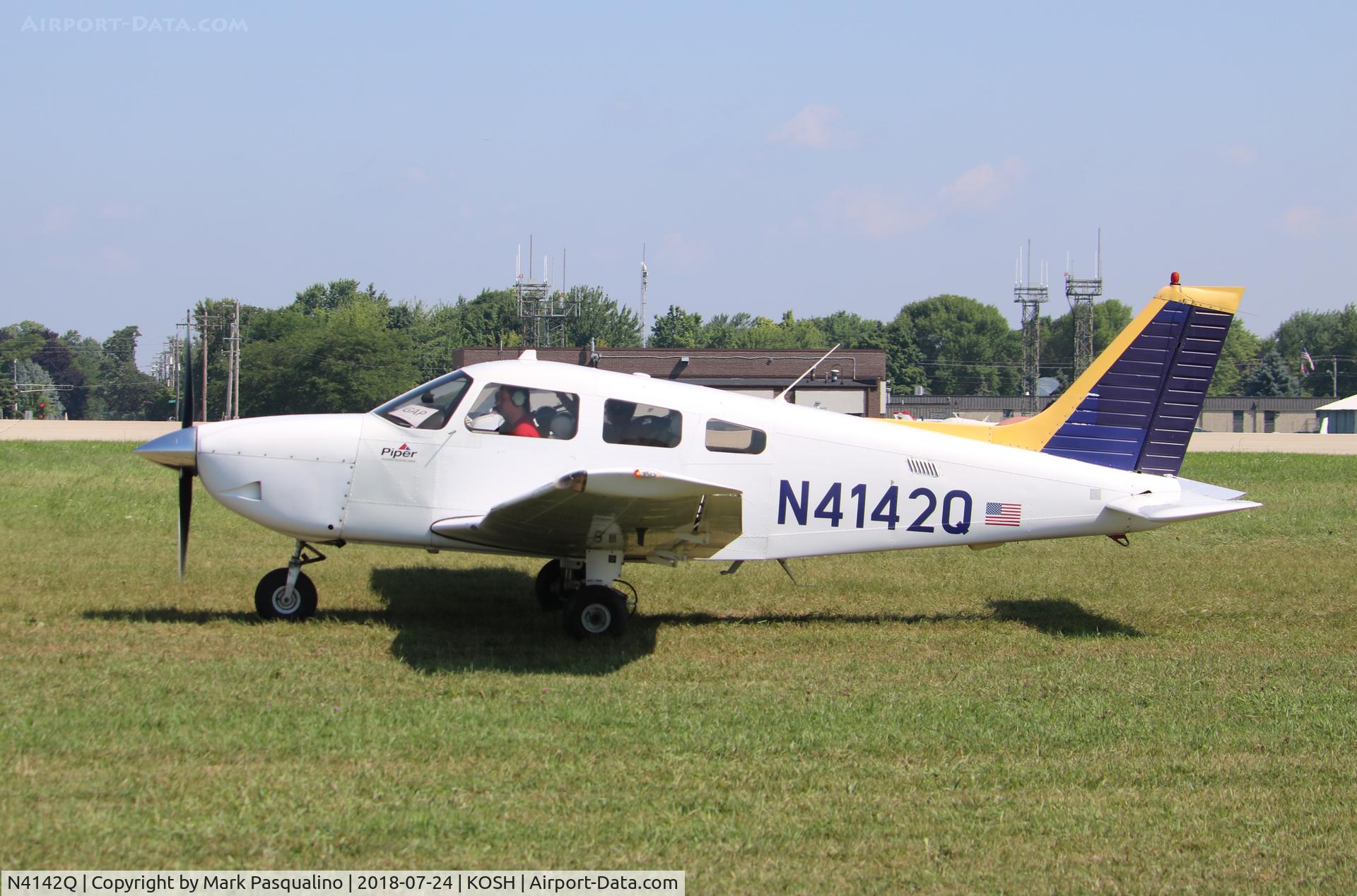 N4142Q, 1999 Piper PA-28-181 C/N 2843207, Piper PA-28-181