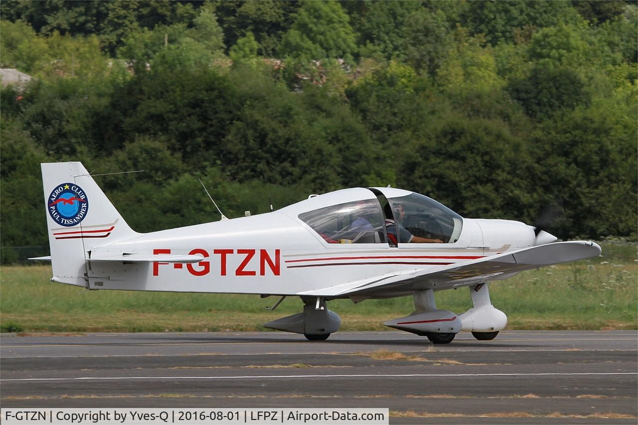 F-GTZN, 2000 Robin HR-200-120B C/N 351, Robin HR-200-120B, Taxiing, , Saint-Cyr-l'École Airfield (LFPZ-XZB)