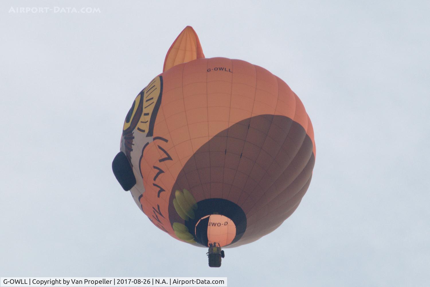 G-OWLL, 2016 UltraMagic M-105 C/N 105/214, Ultramagic M-105 balloon during Twente Ballooning 2017, Oldenzaal, the Netherlands