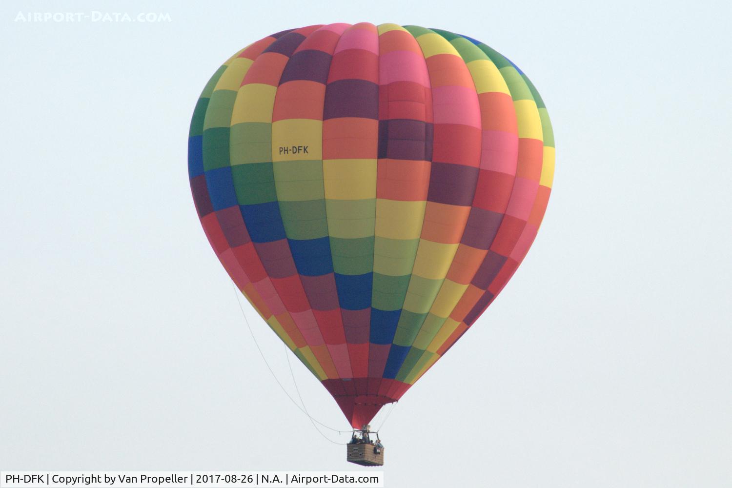 PH-DFK, 2017 Cameron A-300 C/N 12058, Cameron A-300 balloon during Twente Ballooning 2017, Oldenzaal, the Netherlands