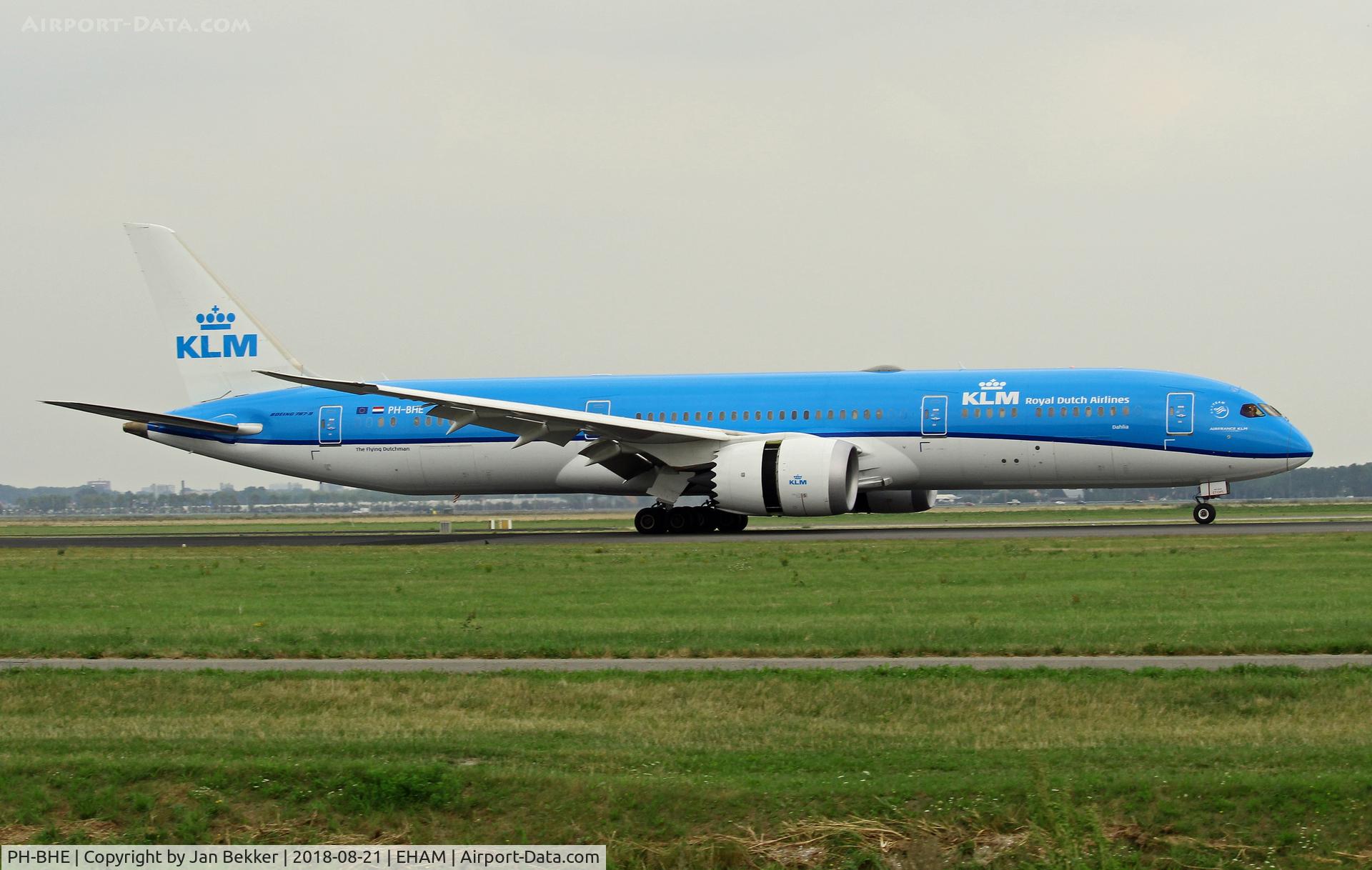 PH-BHE, 2016 Boeing 787-9 Dreamliner C/N 38765, Schiphol Amsterdam