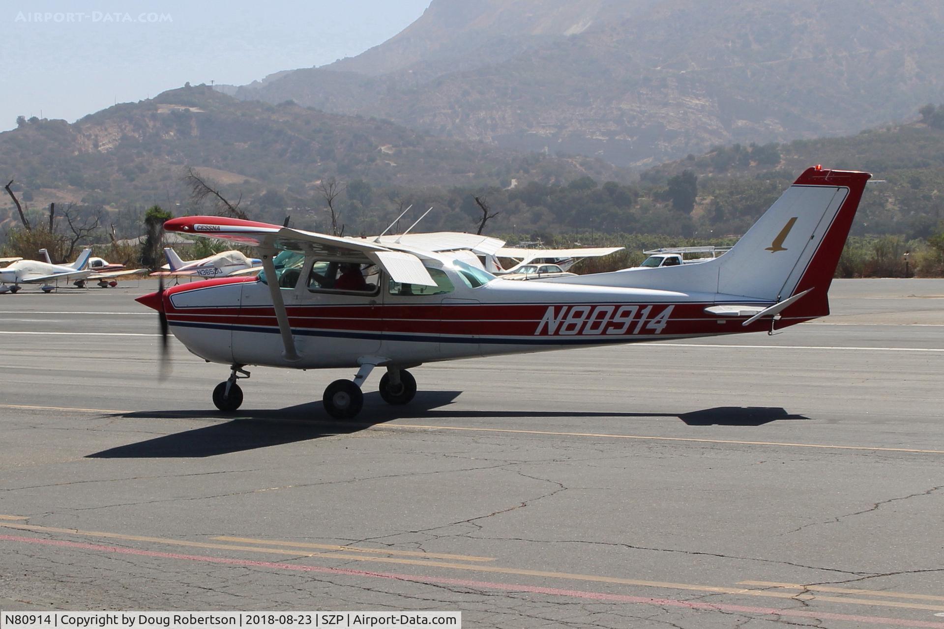 N80914, 1976 Cessna 172M C/N 17266799, 1976 Cessna 172M SKYHAWK, Lycoming O-320-E2D 150 Hp, taxi to Rwy 22