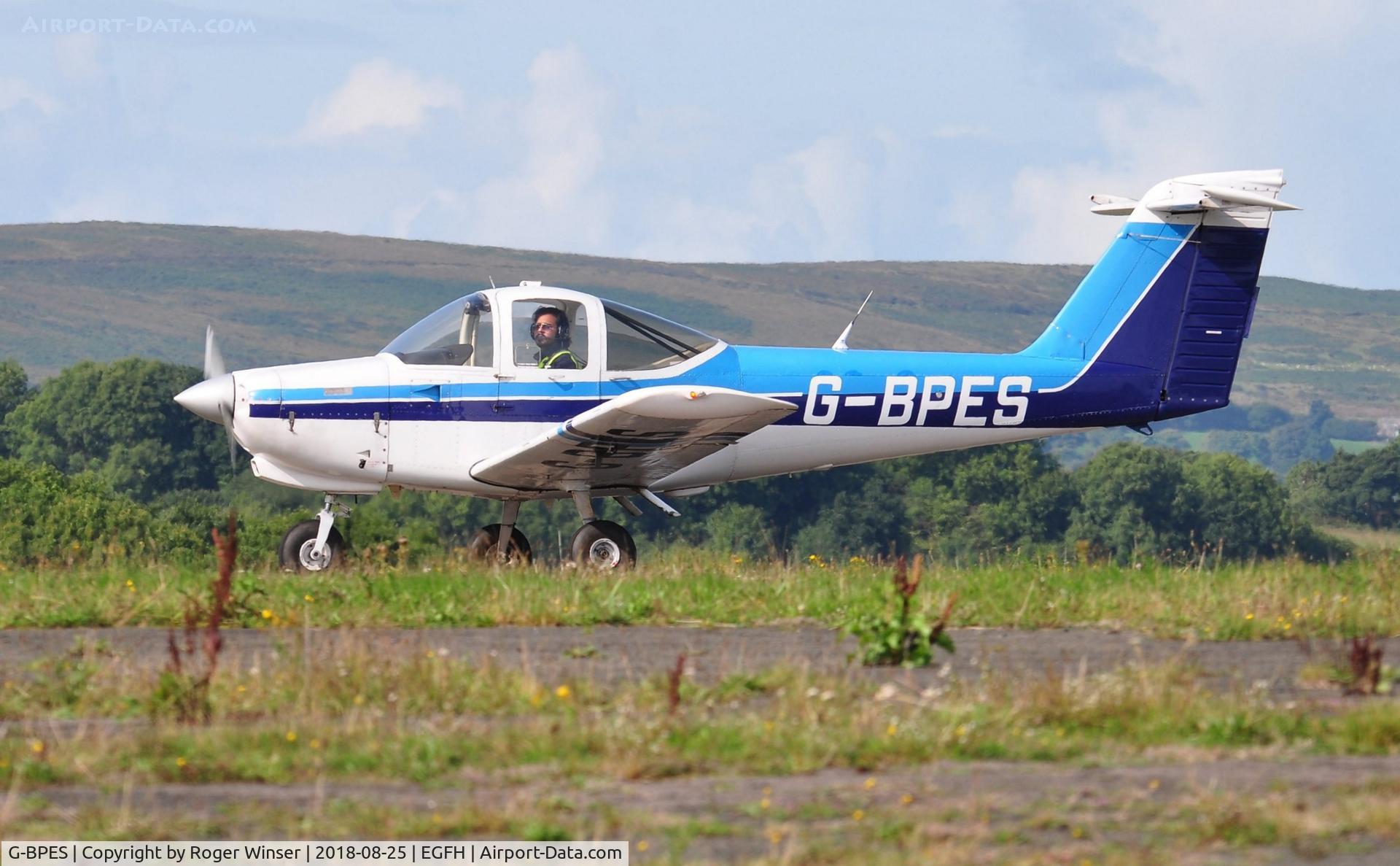 G-BPES, 1981 Piper PA-38-112 Tomahawk Tomahawk C/N 38-81A0064, Visiting Tomahawk operated by Smart People Dont Buy Ltd.