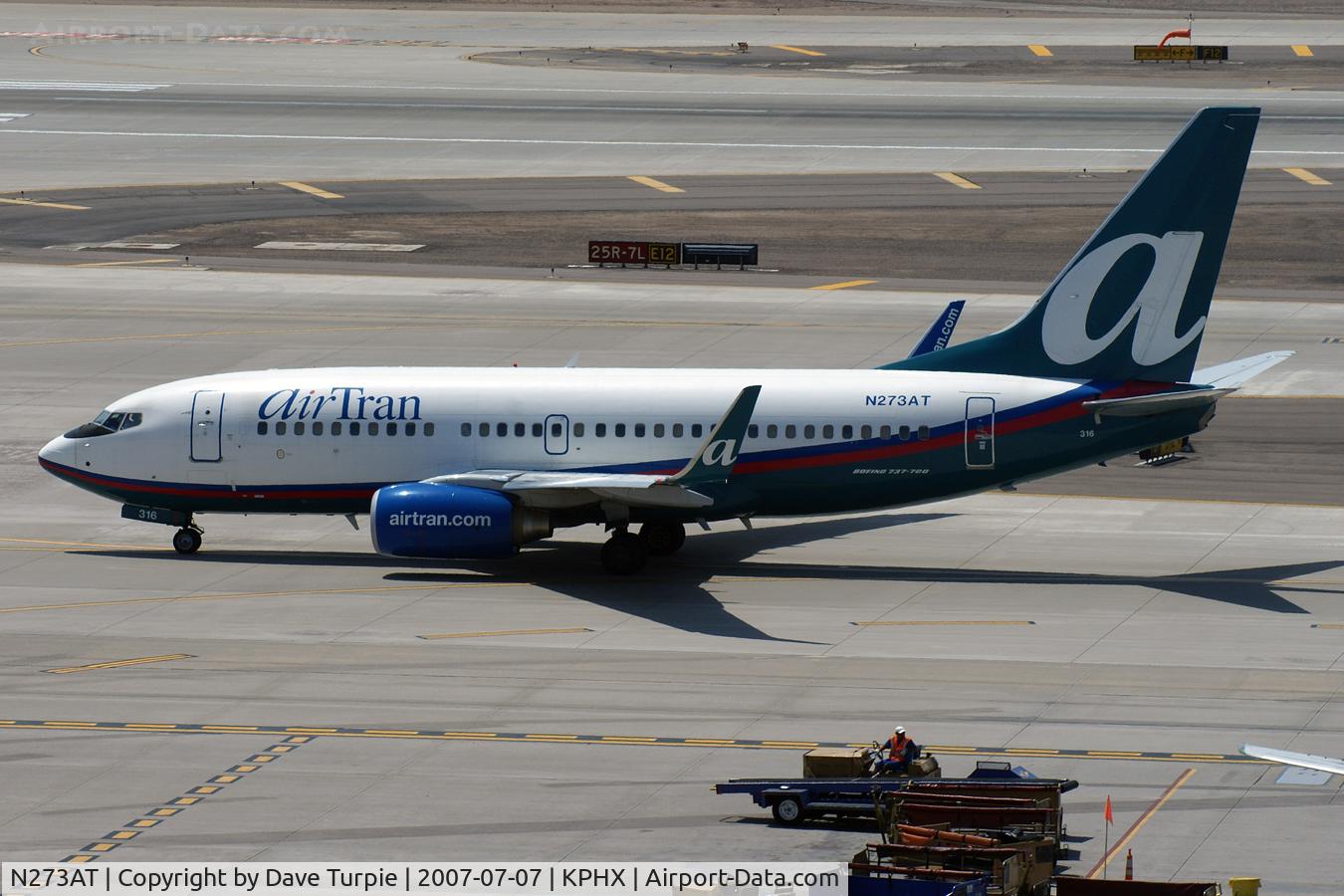 N273AT, 2005 Boeing 737-76N C/N 32662, No comment.