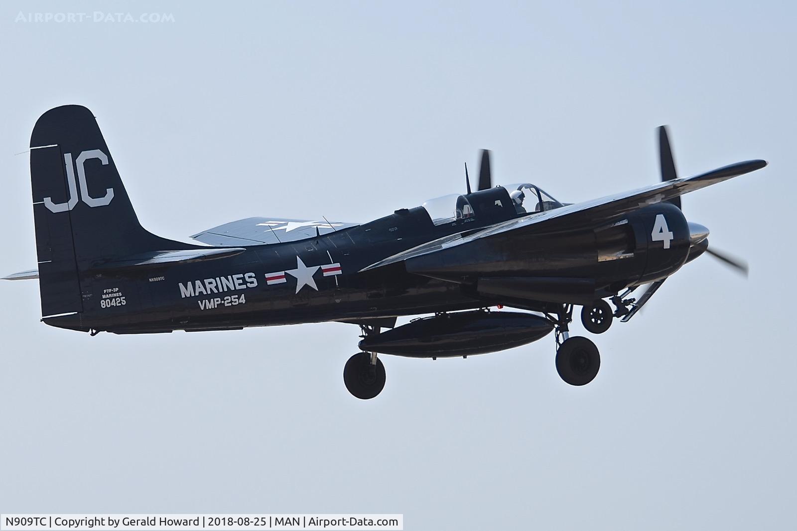 N909TC, 1945 Grumman F7F-3P Tigercat C/N 80425, Climb out from RWY 29