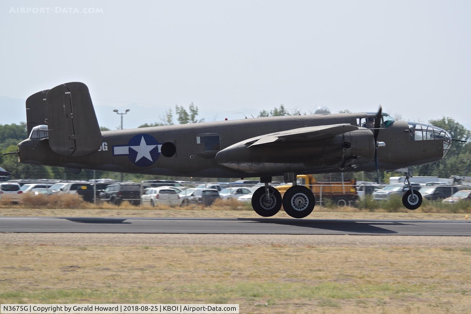N3675G, 1944 North American B-25J Mitchell Mitchell C/N 108-33698, Take off run on RWY 29.