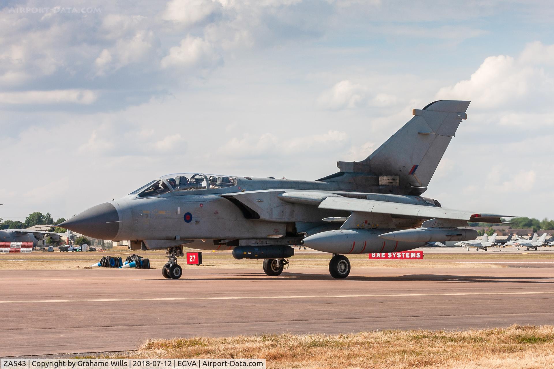 ZA543, 1981 Panavia Tornado GR.4 C/N 052/BS013/3027, Panavia Tornado GR4 ZA543 Marham Wing RAF, Fairford 12/7/18