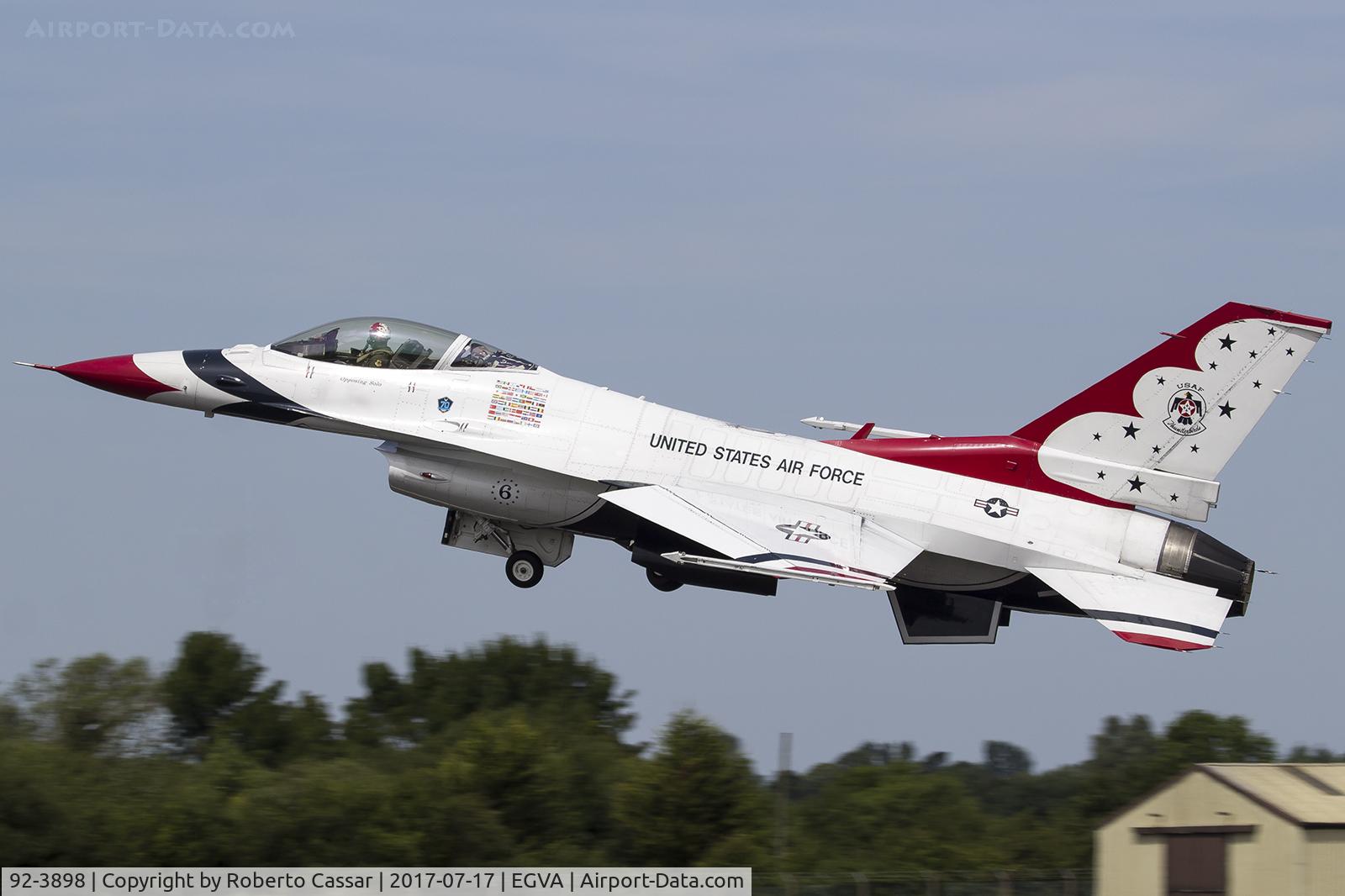 92-3898, General Dynamics F-16CJ Fighting Falcon C/N CC-140, RIAT 2017