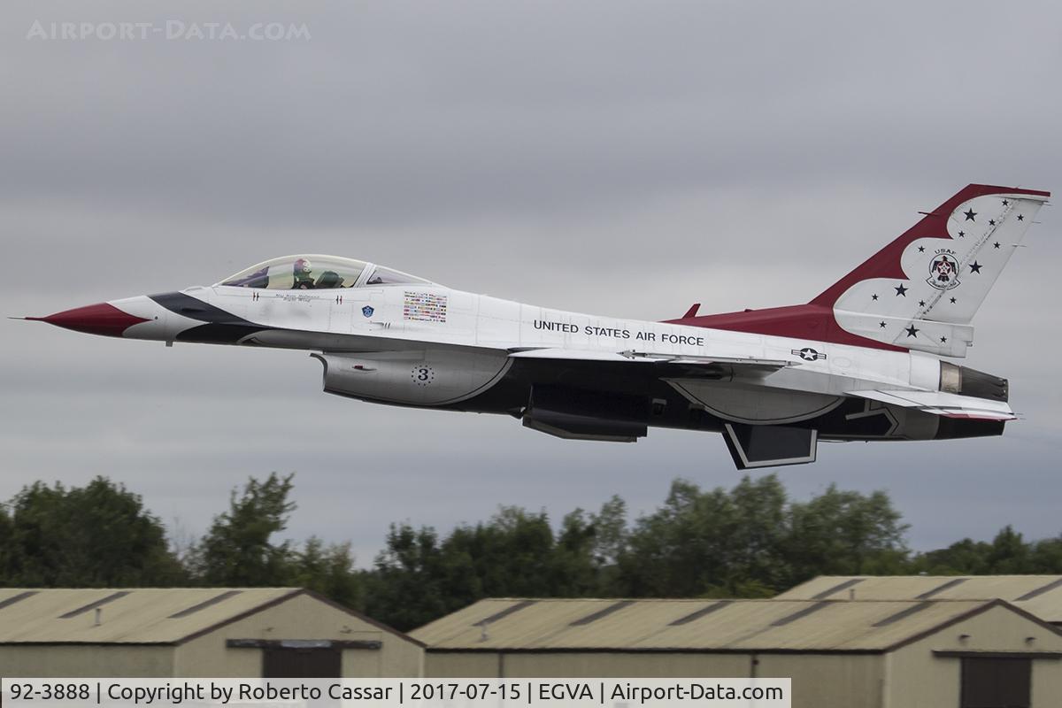 92-3888, General Dynamics F-16CJ Fighting Falcon C/N CC-130, RIAT 2017