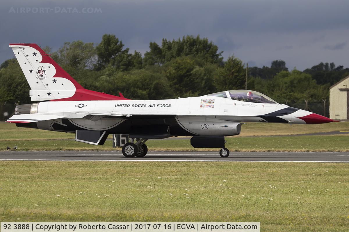 92-3888, General Dynamics F-16CJ Fighting Falcon C/N CC-130, RIAT 2017