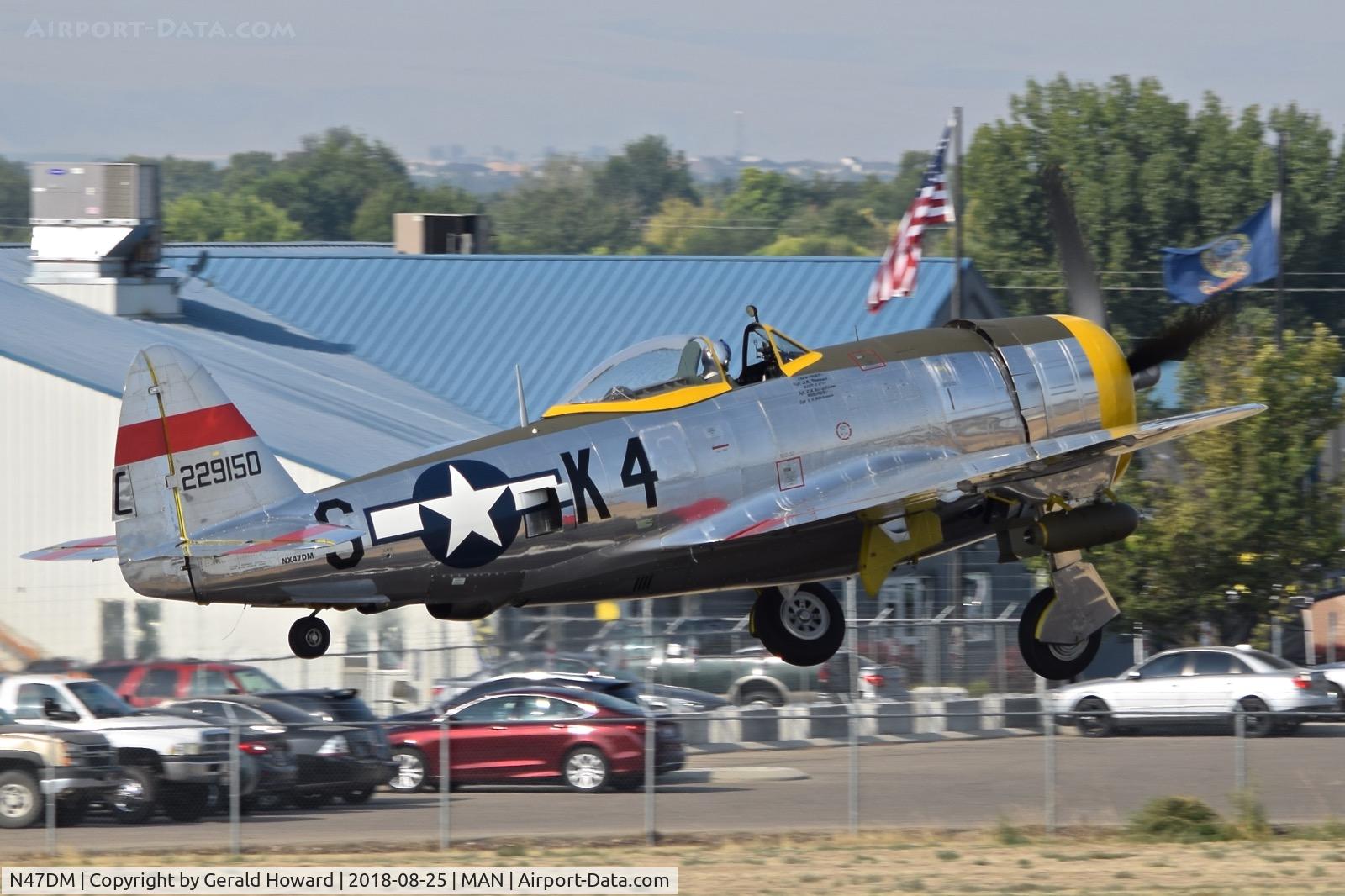 N47DM, 1977 Cessna 414 Chancellor C/N 414-0936, Take off from RWY 29. It is a P-47 Thunderbolt!