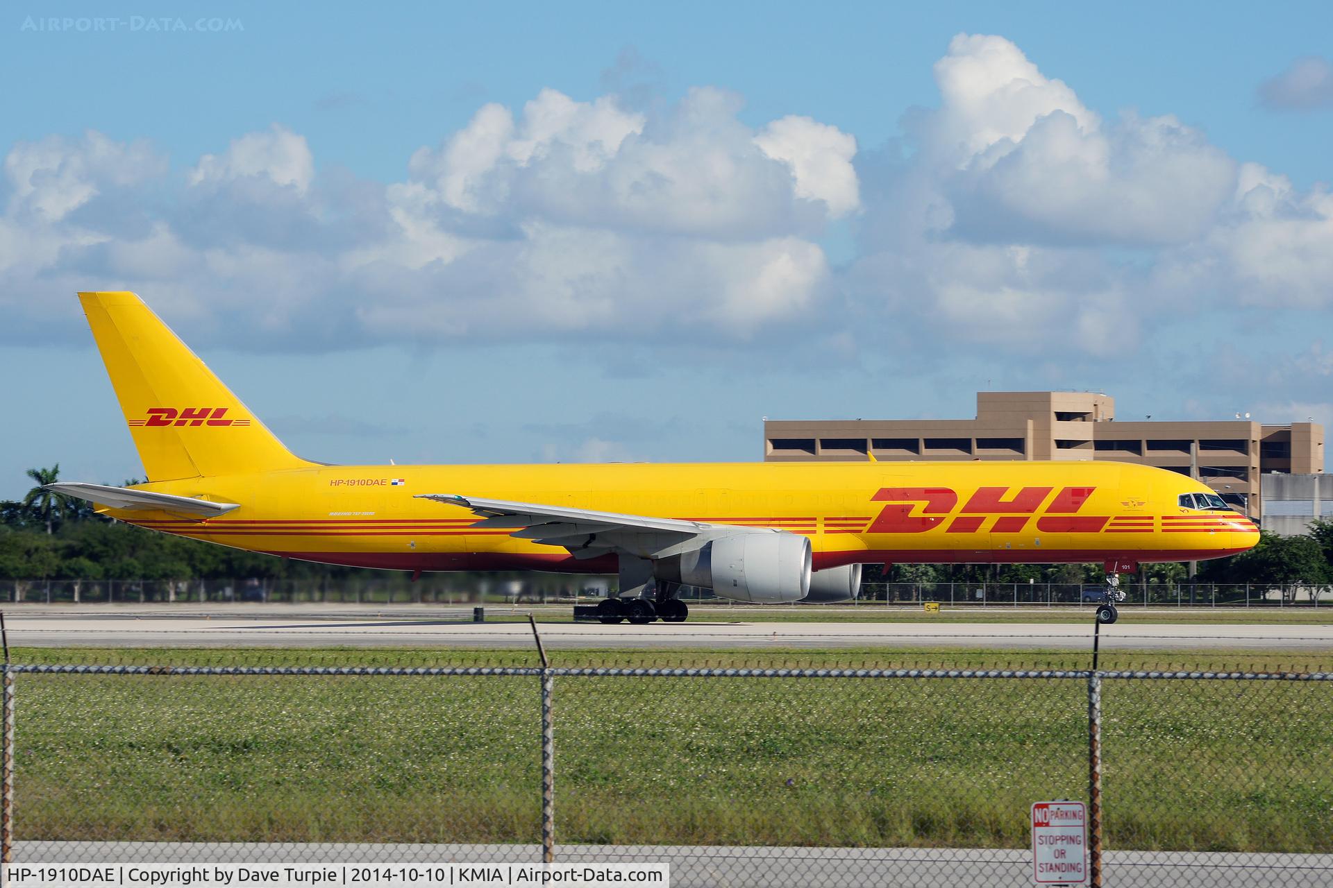 HP-1910DAE, 1998 Boeing 757-200 C/N 29607, No comment.
