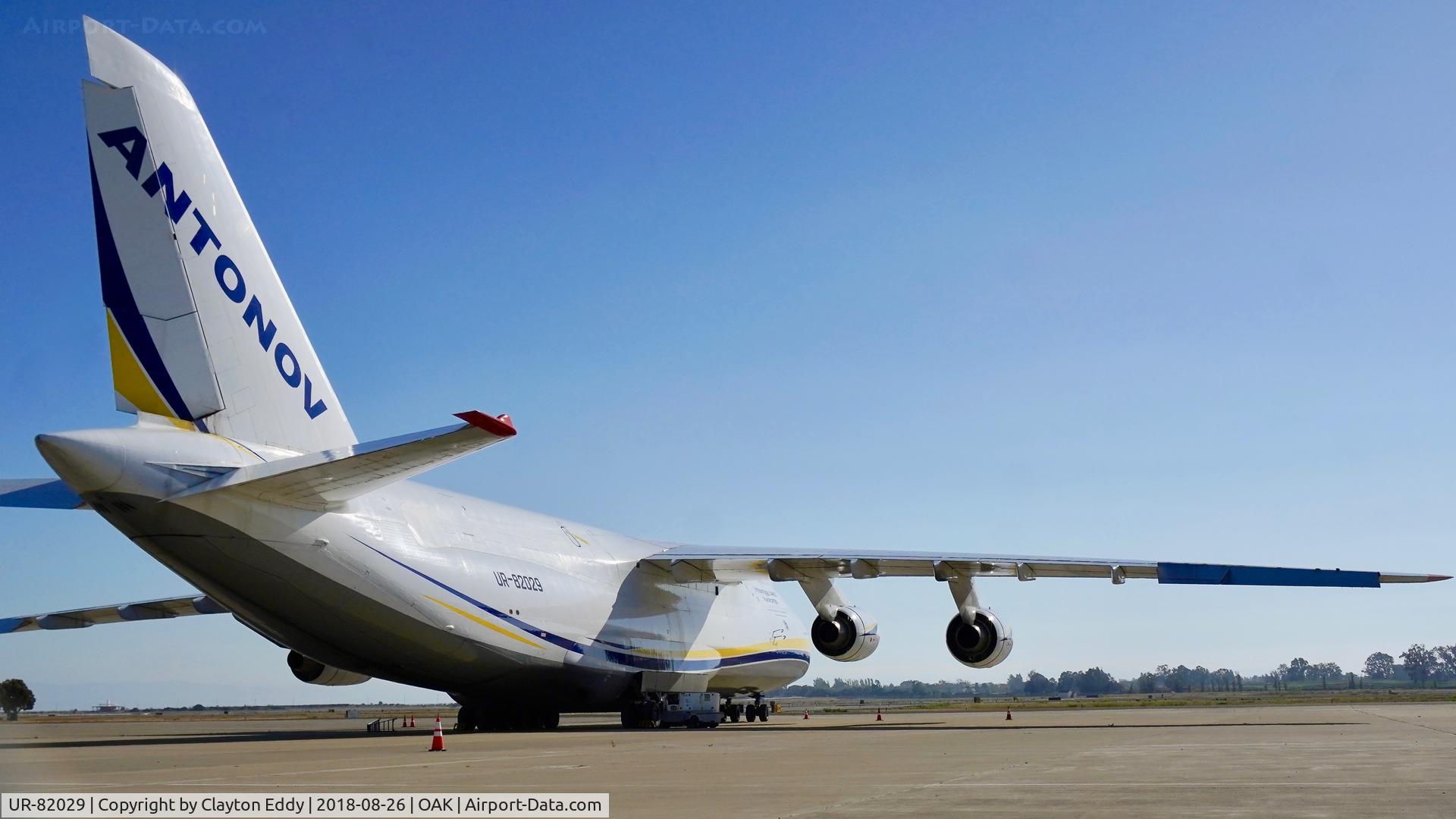 UR-82029, 1991 Antonov An-124-100 Ruslan C/N 19530502630/0210, North Filed Oakland California 2018.