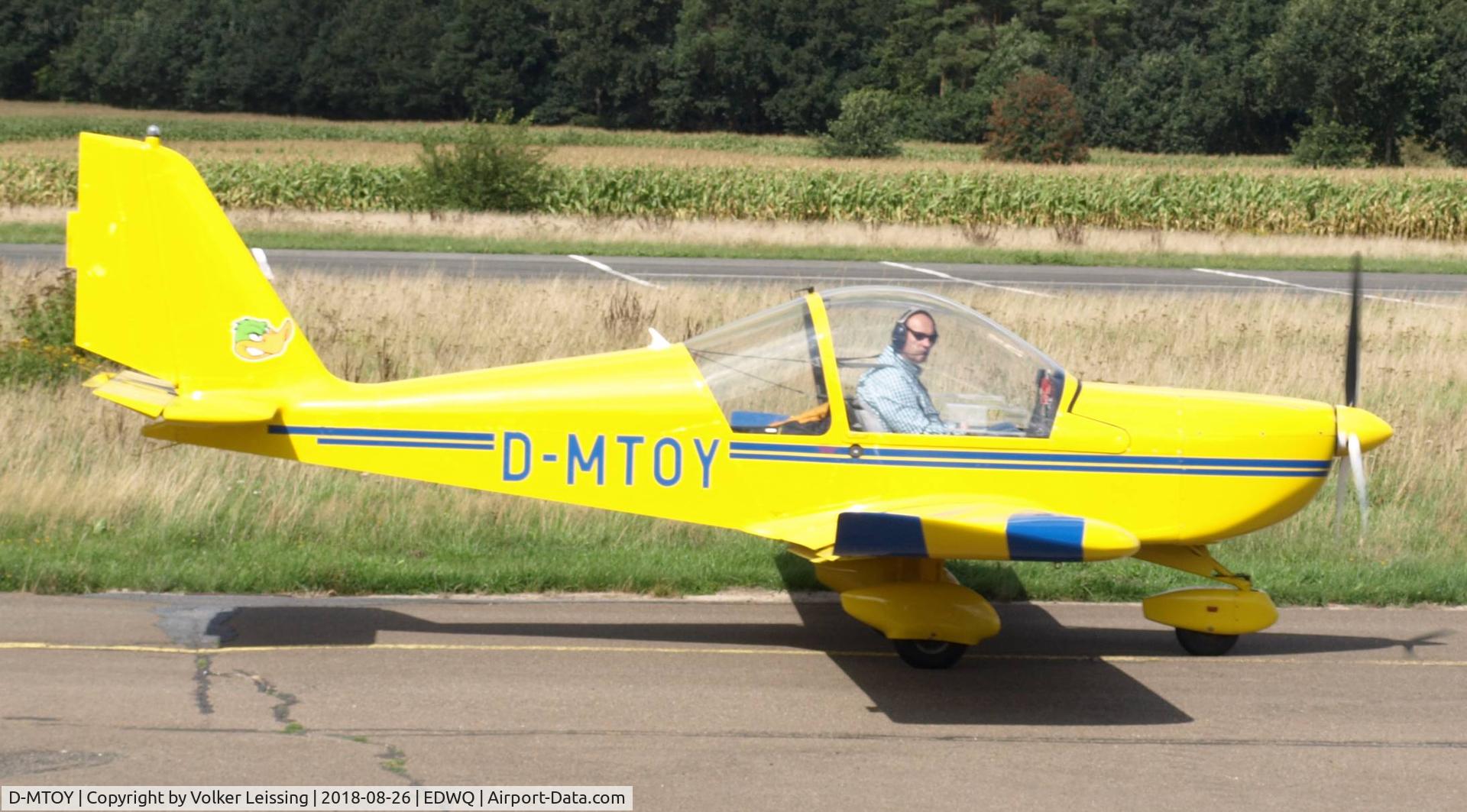 D-MTOY, 1999 Evektor-Aerotechnik EV-97 Eurostar C/N Not found D-MTOY, taxi to rwy