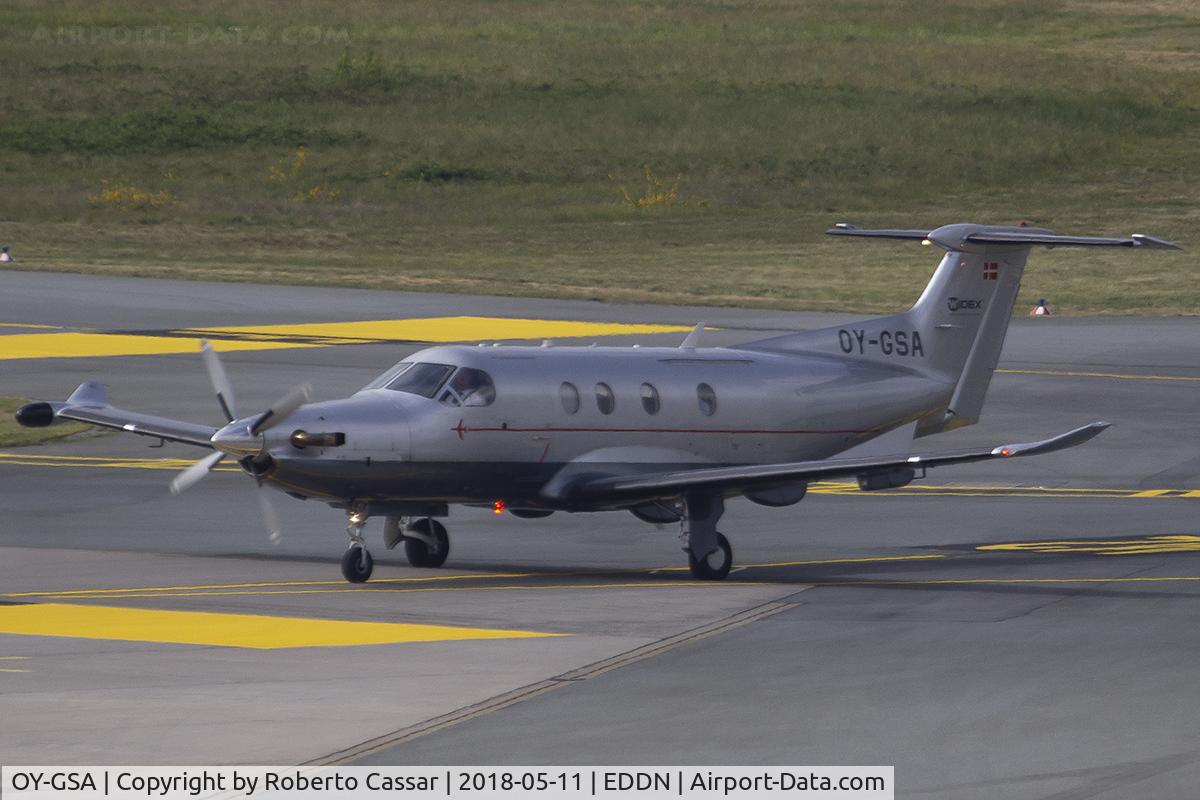 OY-GSA, 2001 Pilatus PC-12/45 C/N 421, Nurnberg Airport