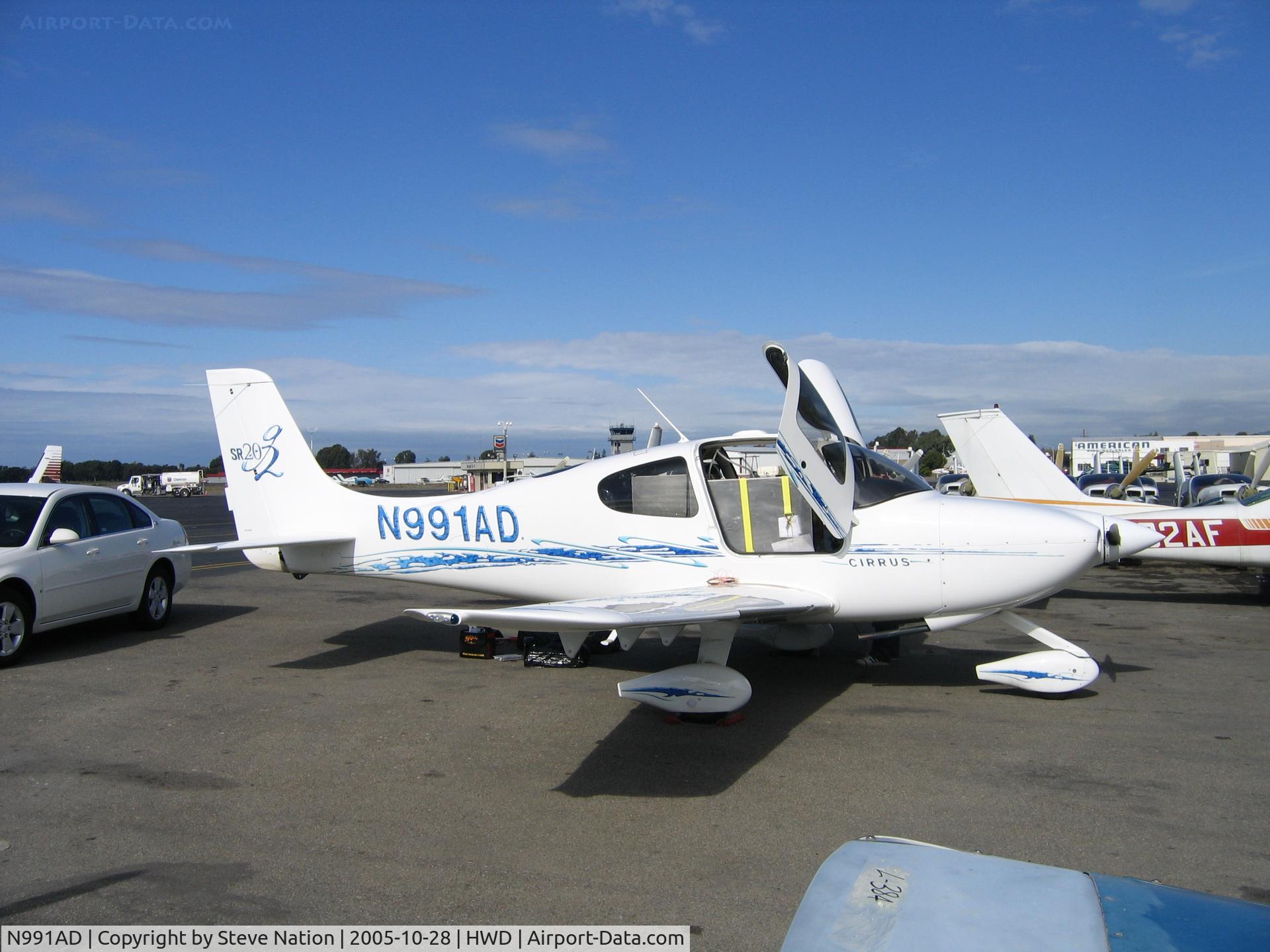N991AD, 2005 Cirrus SR20 G2 C/N 1543, Cirrus Design SR20 at Hayward, CA fitted with in cabin long-range fuel tank