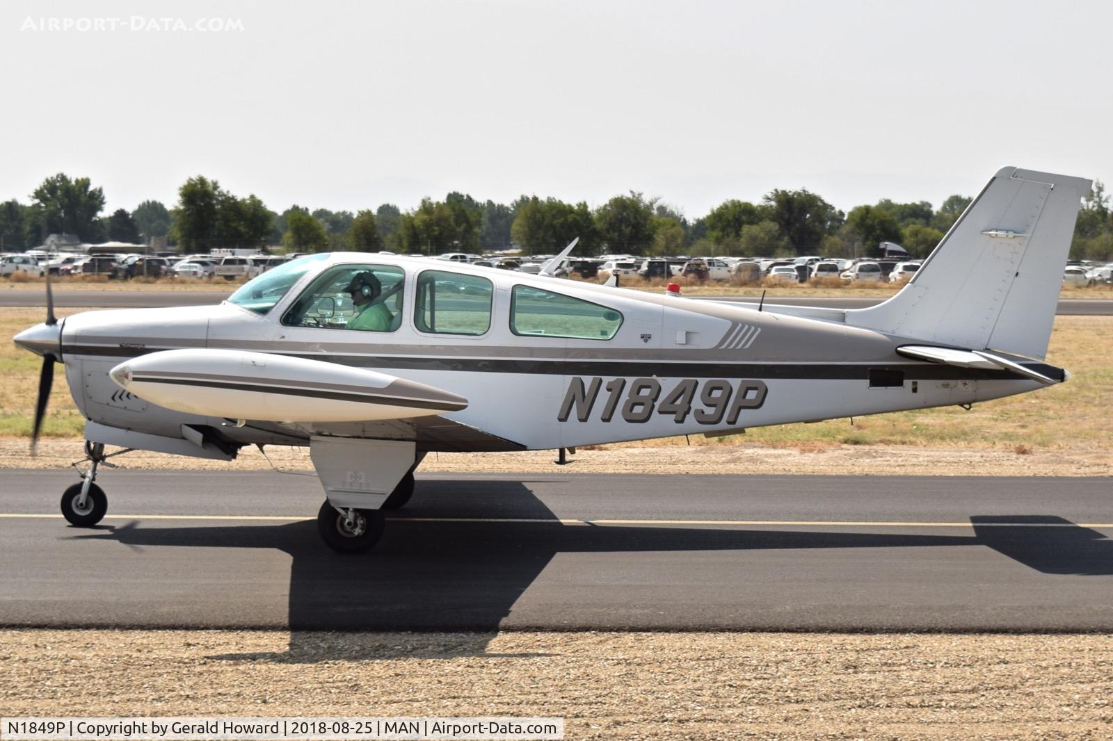 N1849P, 1982 Beech F33A Bonanza C/N CE-974, Taxiing on Alpha.