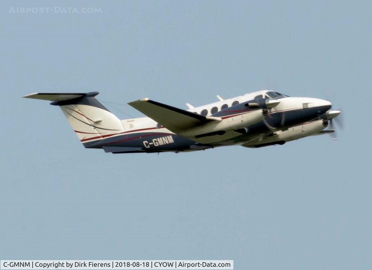 C-GMNM, 1990 Beech B200C King Air C/N BL-134, Just Leaving rwy 7