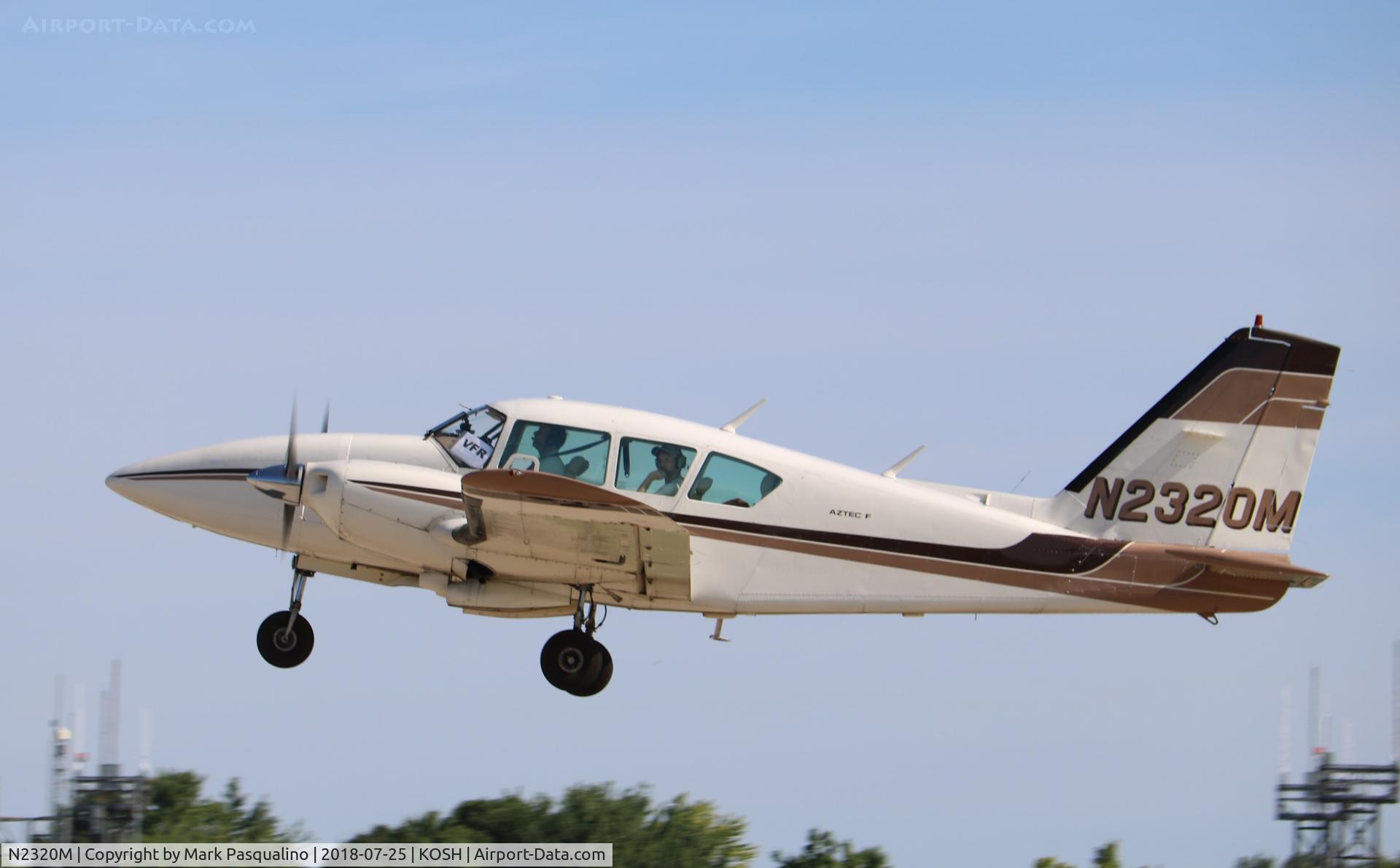N2320M, 1979 Piper PA-23-250 C/N 27-7954038, Piper PA-23-250