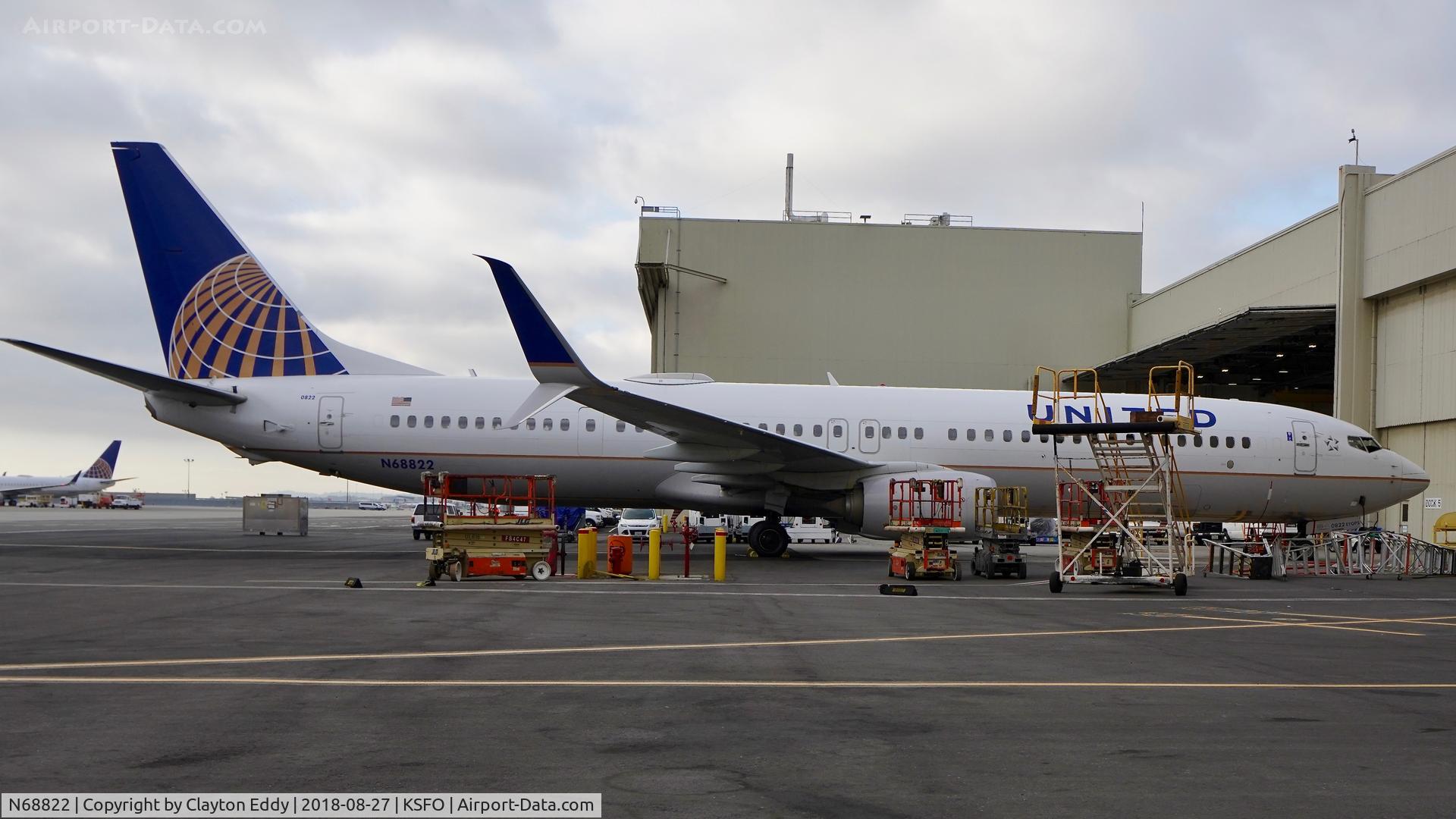 N68822, 2014 Boeing 737-924/ER C/N 42178, SFO 2018.