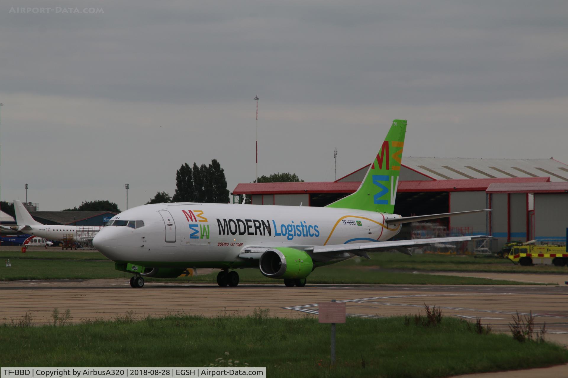 TF-BBD, 1989 Boeing 737-3Y0F C/N 24463, Departing after repaint