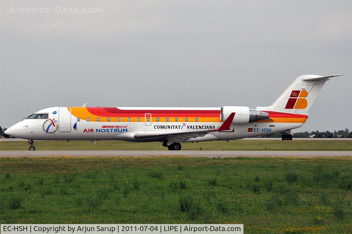 EC-HSH, 2000 Canadair CRJ-200ER (CL-600-2B19) C/N 7466, Taxiing out for departure.