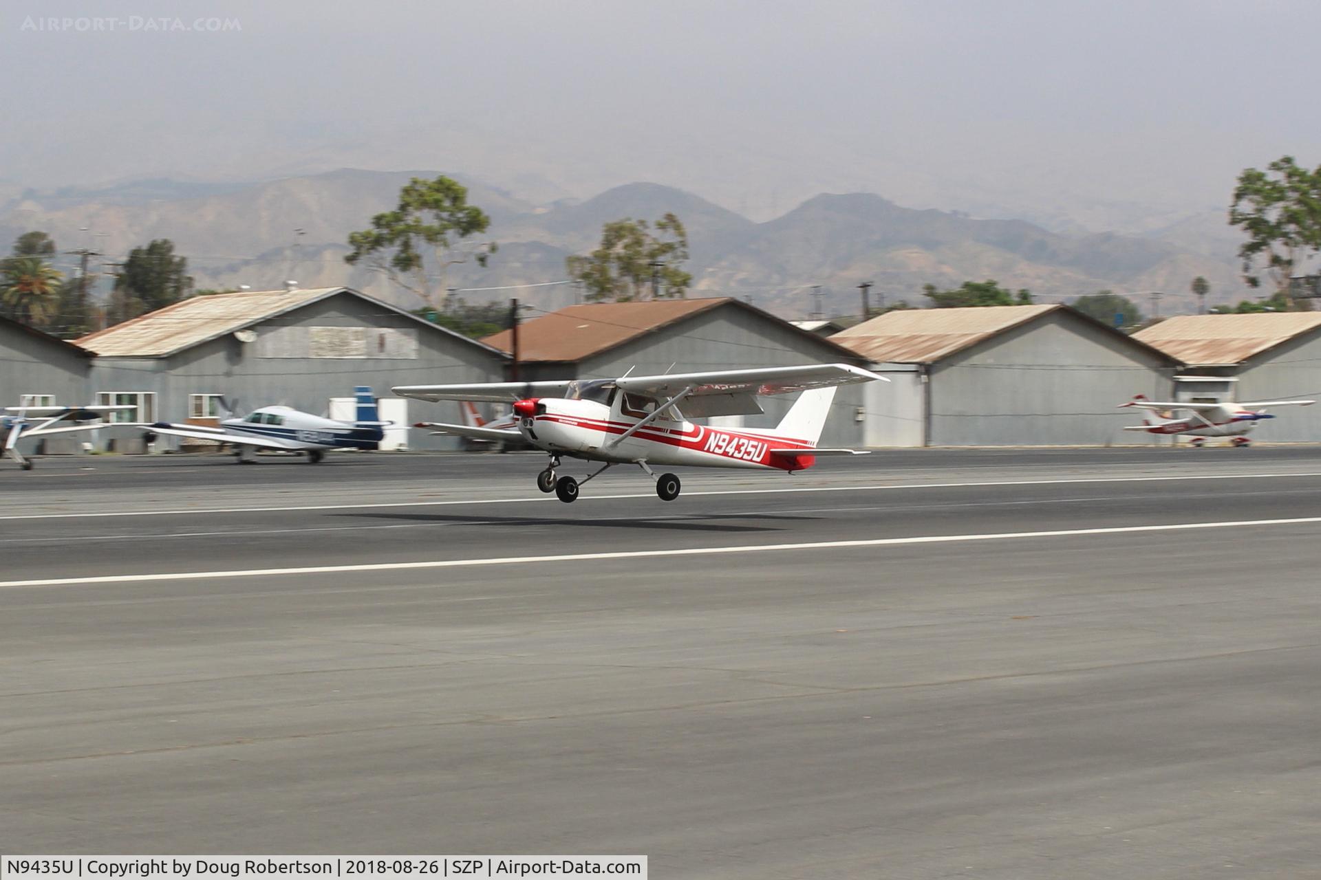 N9435U, 1976 Cessna 150M C/N 15078383, 1976 Cessna 150M, Continental O-200 100 Hp, landing Rwy 22