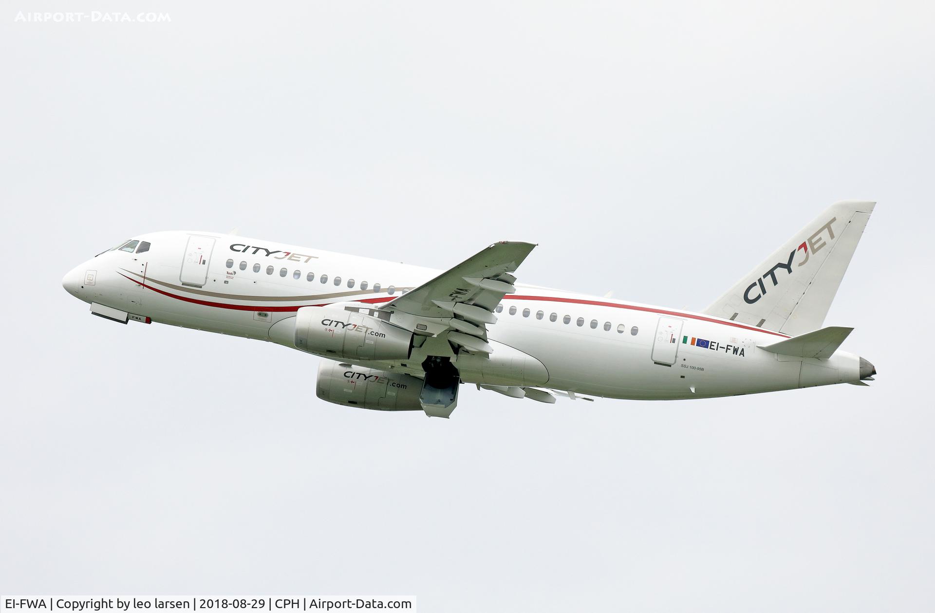 EI-FWA, 2015 Sukhoi Superjet 100-95B C/N 95102, Copenhagen 29.8.2018 T/O R-22R