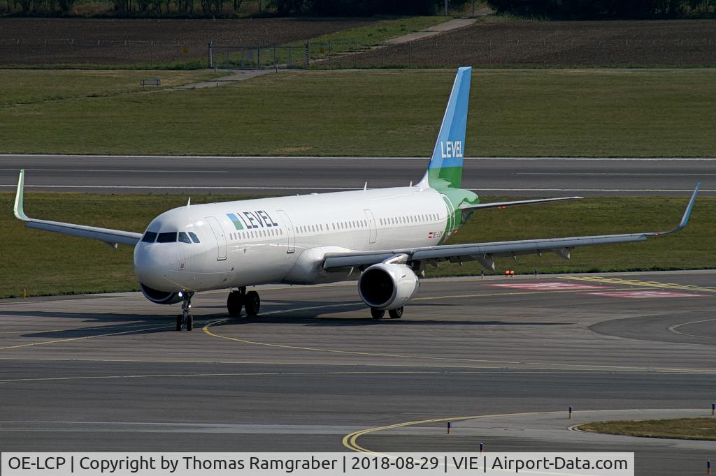 OE-LCP, 2015 Airbus A321-211 C/N 6629, Level (Anisec) Airbus A321