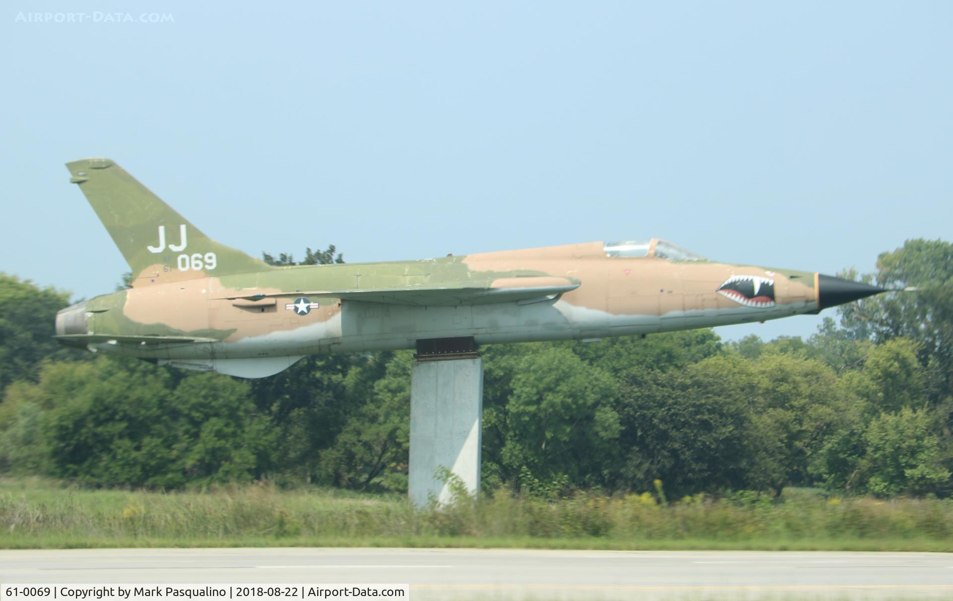 61-0069, 1961 Republic F-105D-15-RE Thunderchief C/N D264, Republic F-105D-15-RE