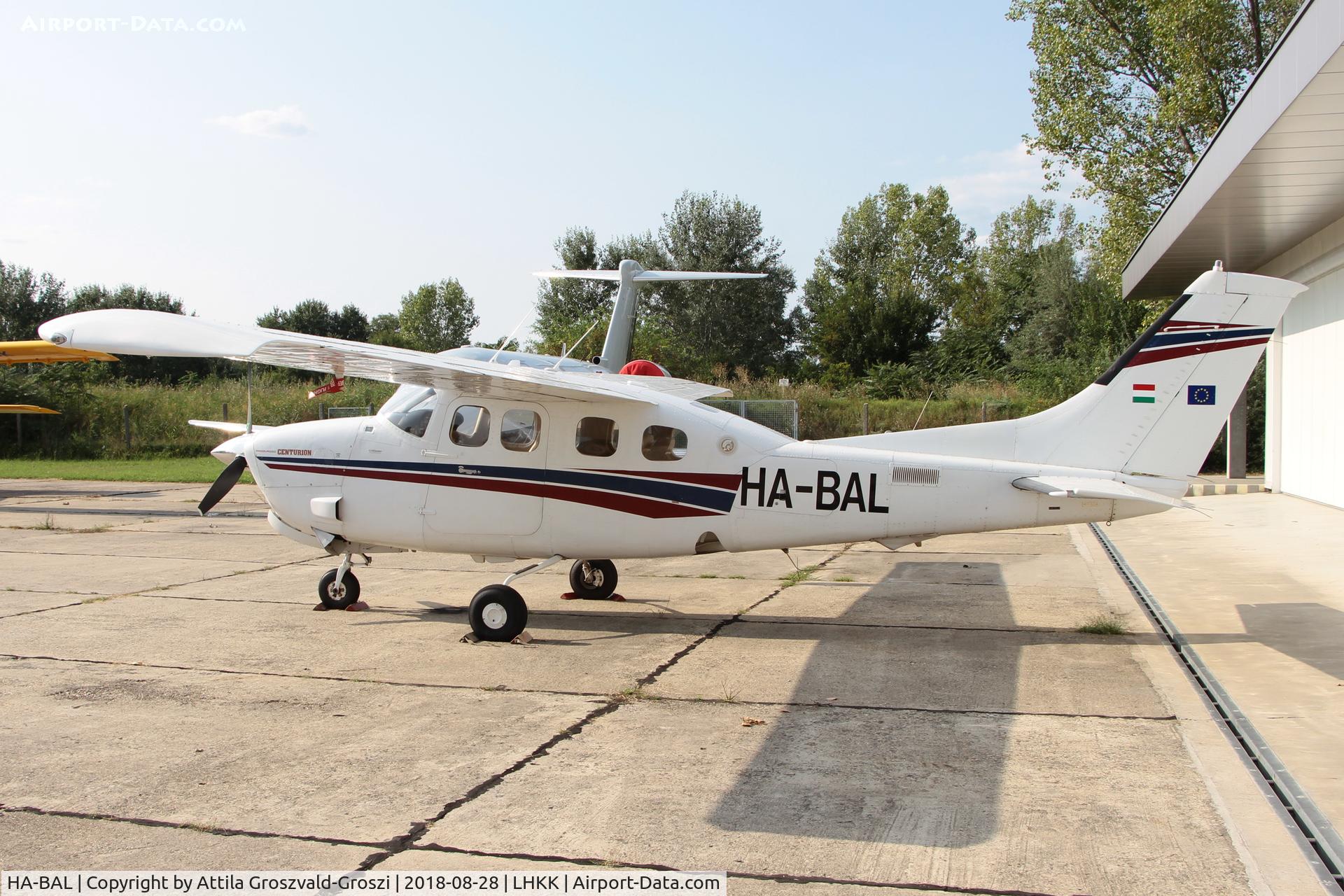 HA-BAL, 1981 Cessna P210N Pressurised Centurion C/N P21000656, LHKK - Kiskunlacháza Airport, Hungary