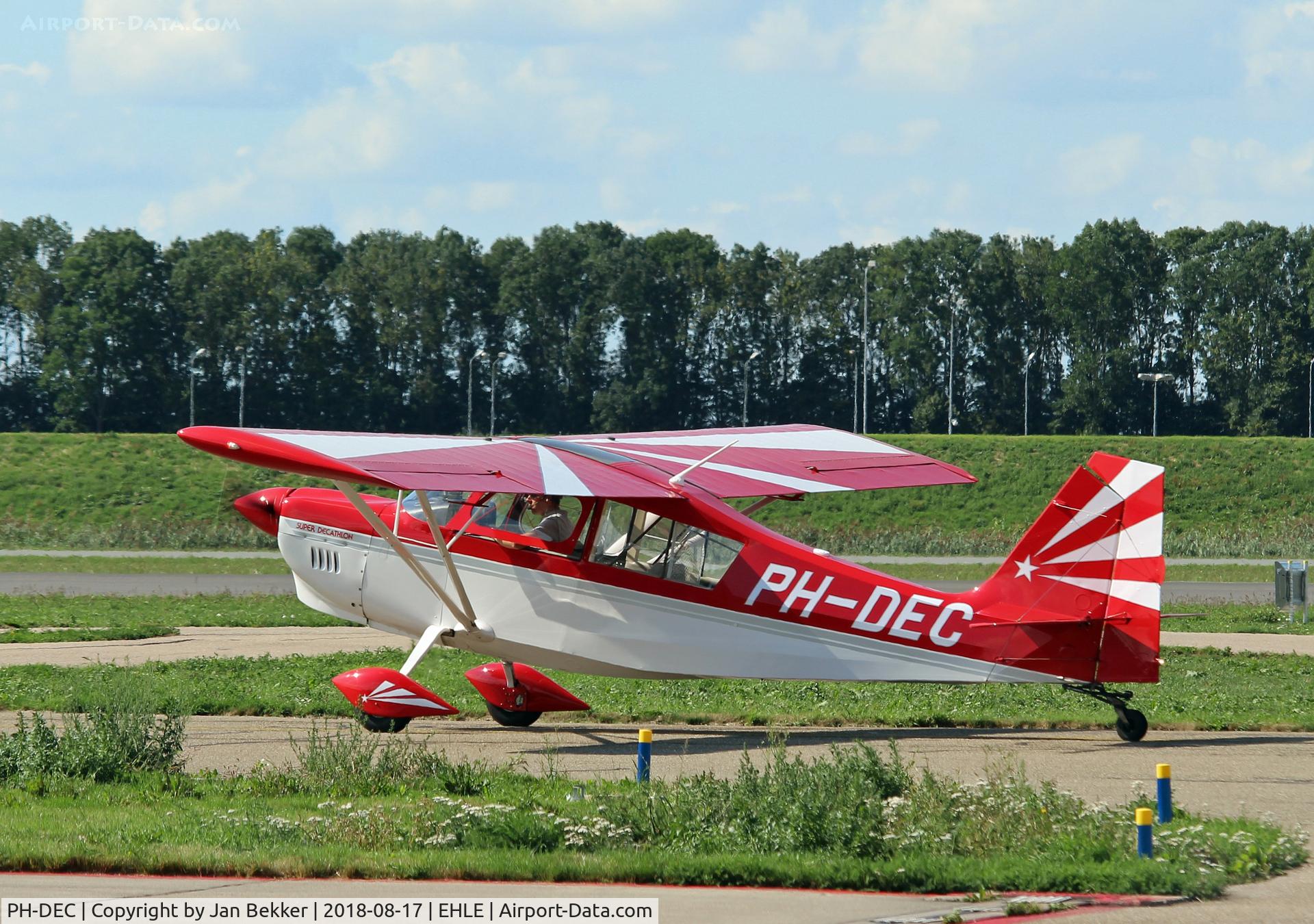 PH-DEC, 2010 American Champion 8KCAB Super Decathlon C/N 1102-2010, Lelystad Airport
